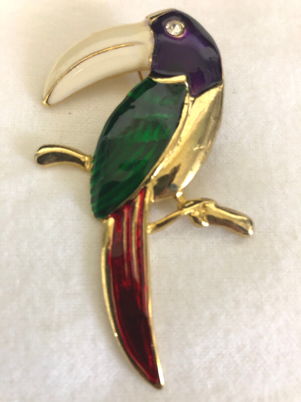 Toucan Bird Brooch Pin Purple Green Red White Enamel Rhinestone Eye Gold Tone