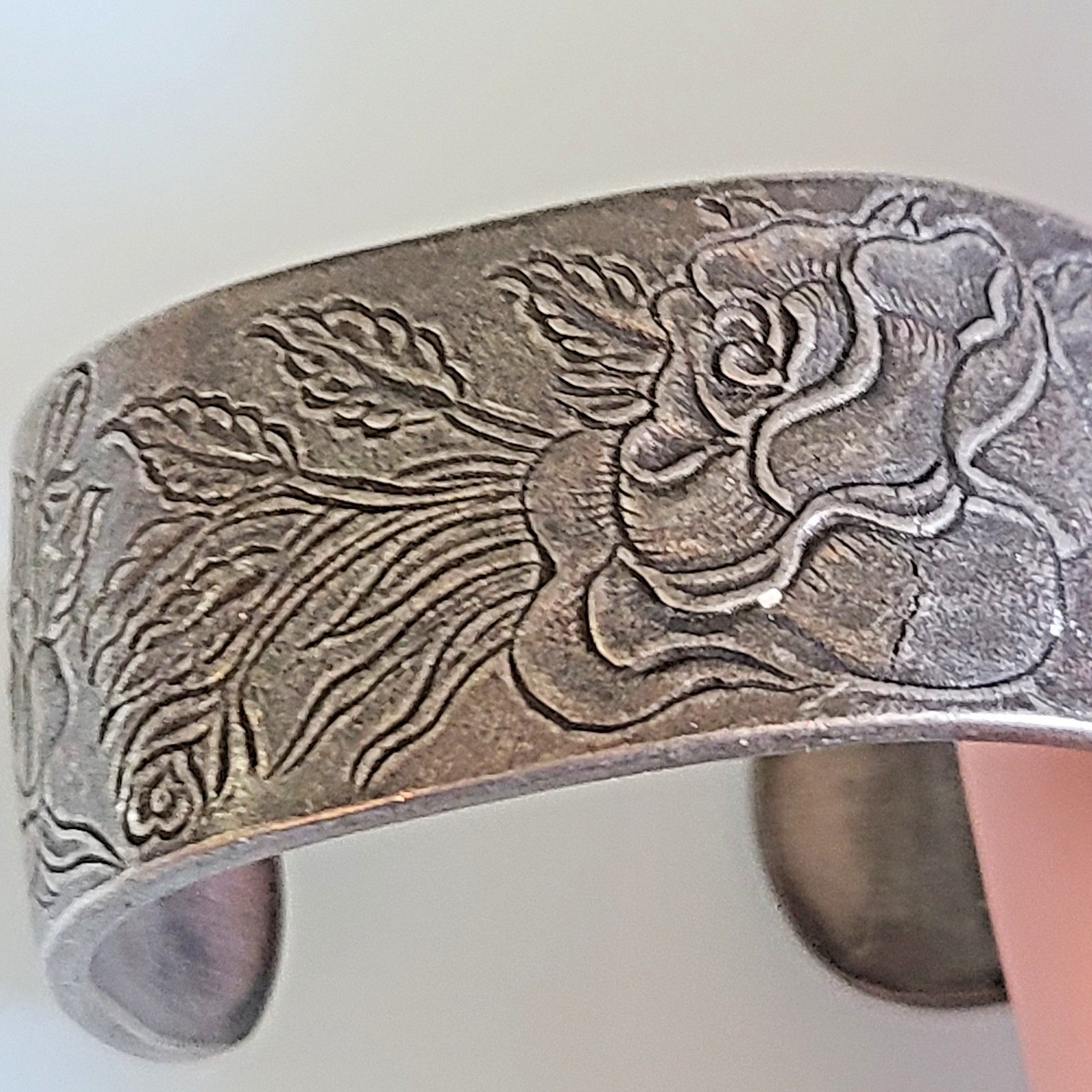 Vintage SALISBURY PEWTER CUFF BRACELET Flower of the Month JUNE ROSES BEAUTIFUL