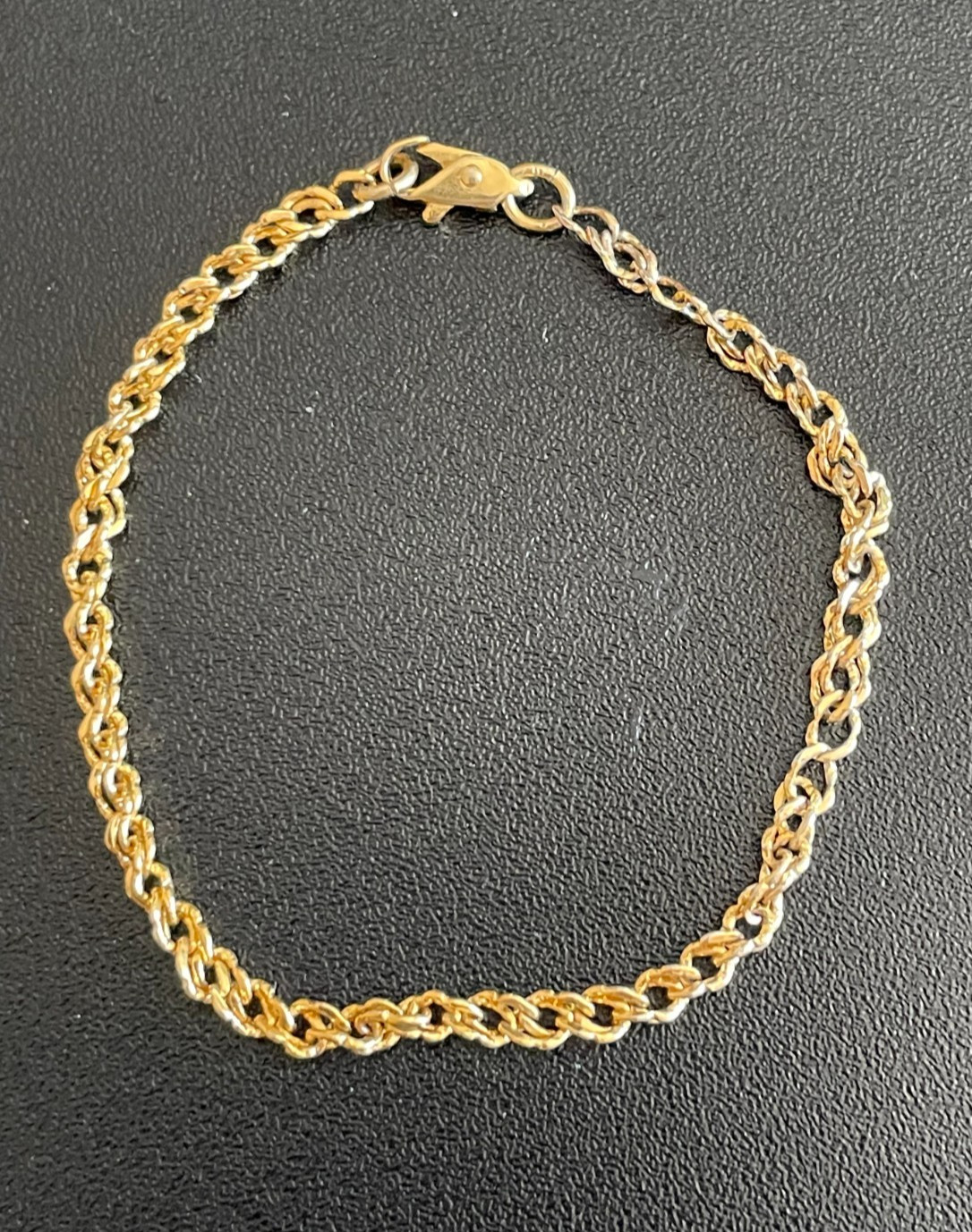 Vintage Small Gold Tone Rope Chain Bracelet Lobster Claw Clasp
