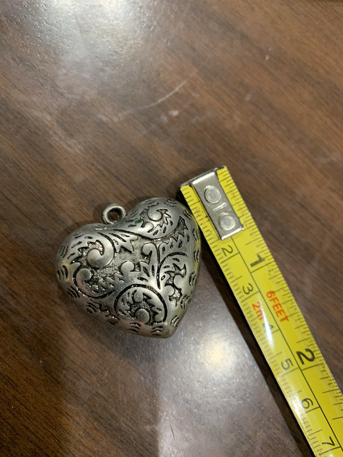 Vintage Elegant Etched Puff Silver Heart