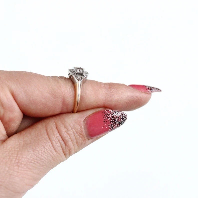 1940 Mid-Century Vintage Yellow & White Illusion Flower Engagement Princess Ring