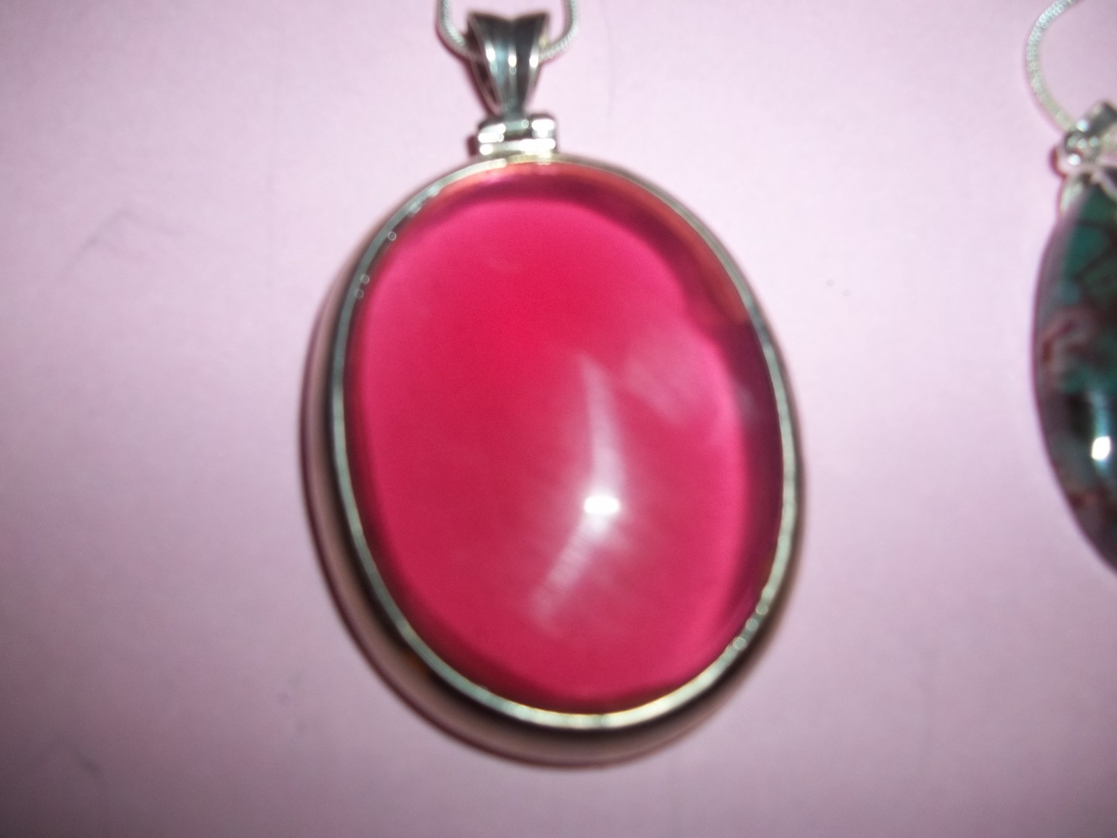2 PINK AND GREEN AGATE STONE NECKLESS WITH SILVER .925 CHAINS-NECKLESS