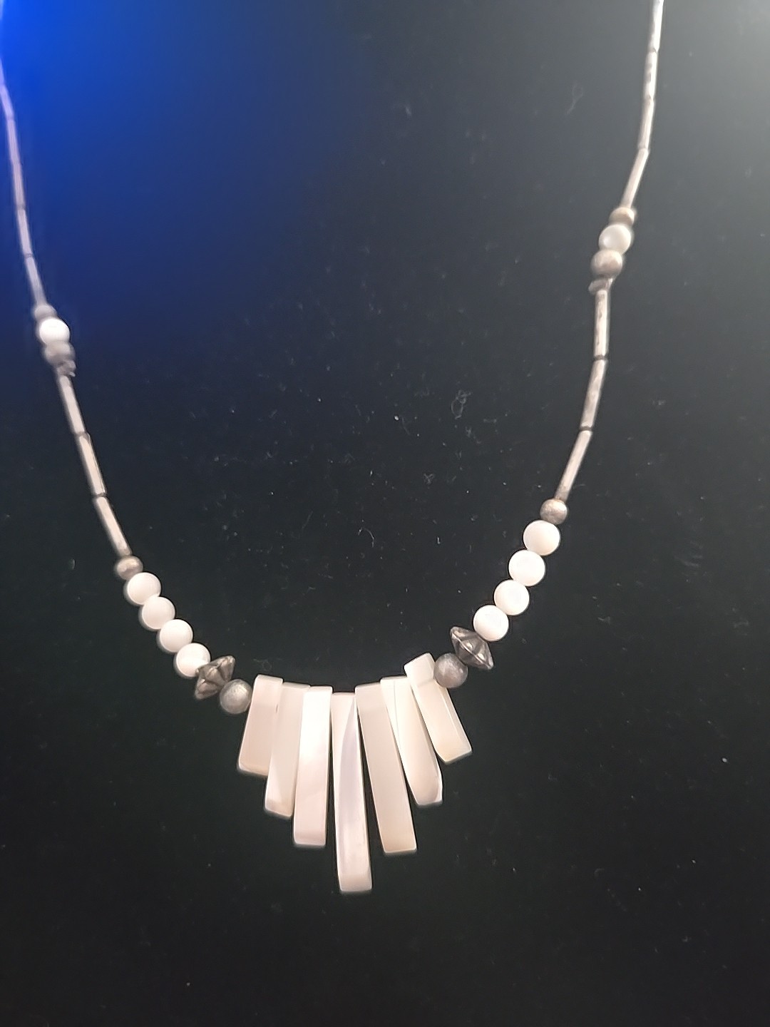 Vtg Southwest Liquid Silver Tone Abalone Mother Of Pearl Necklace 22″ Tarnished