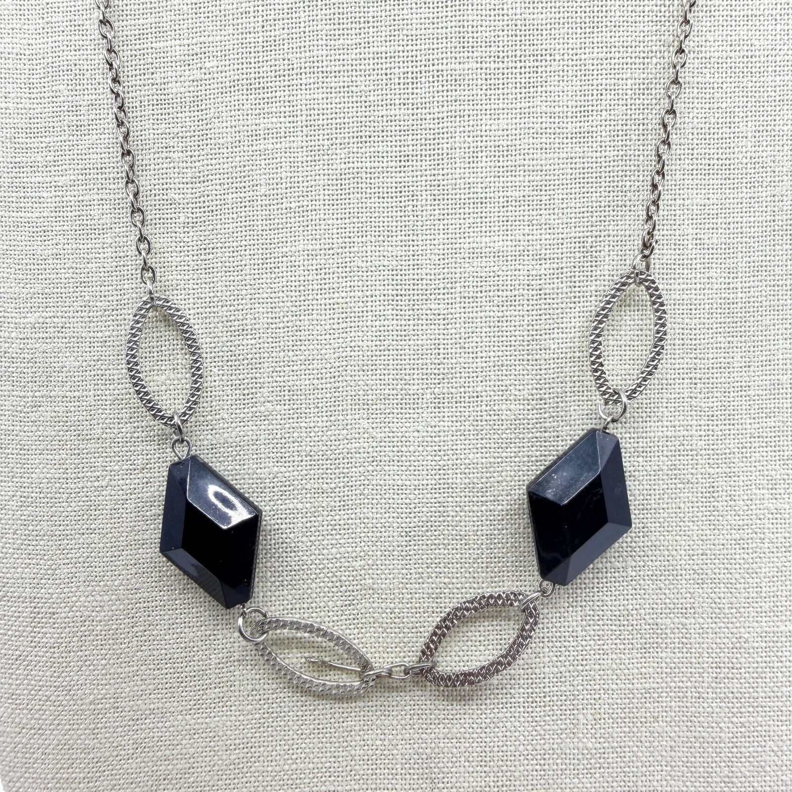 Vintage Silver Tone Black Geometric Lozenge Bead Necklace Textured Link Retro