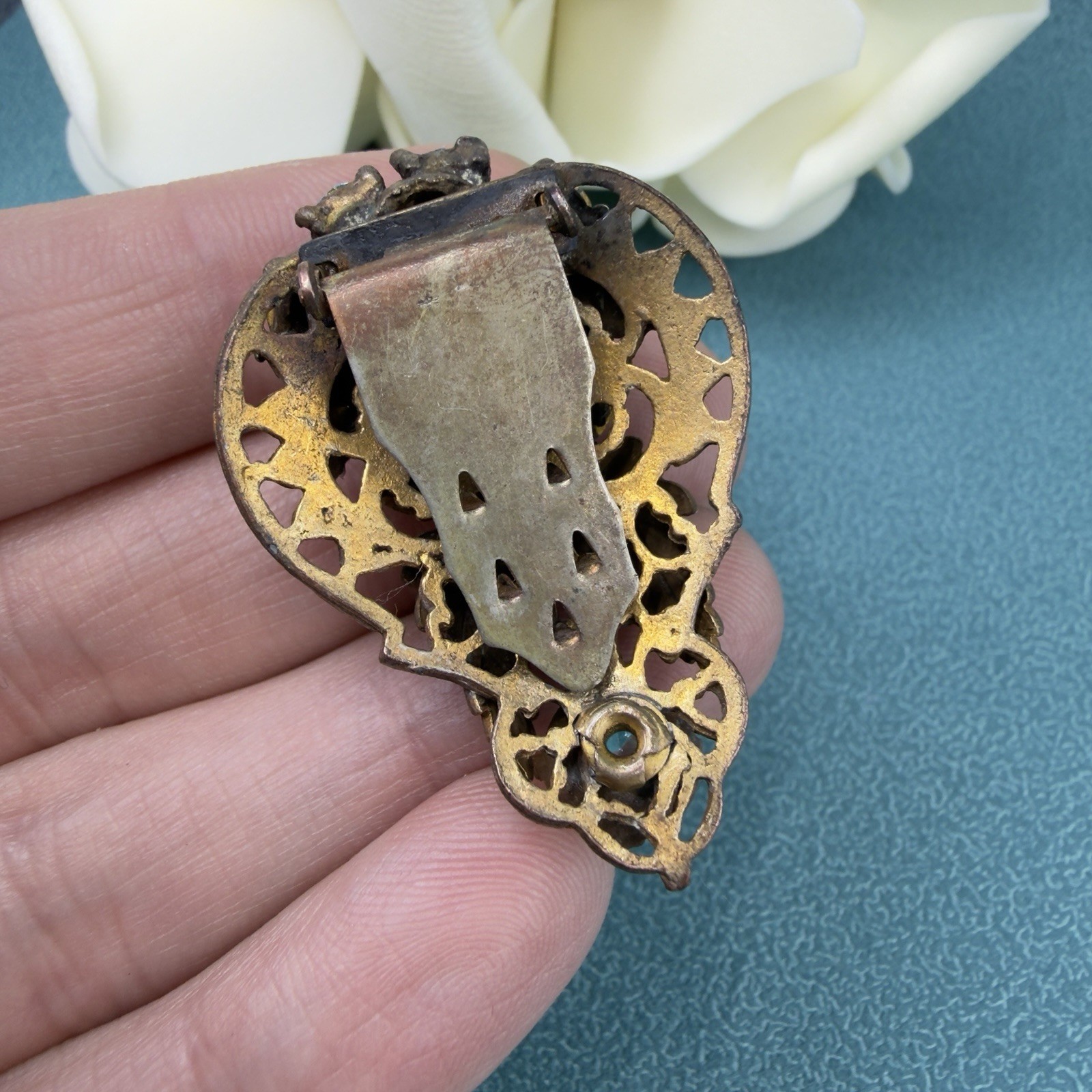 ANTIQUE Edwardian Victorian Filigree Aqua Blue CZECH GLASS Dress Clip Brooch Pin