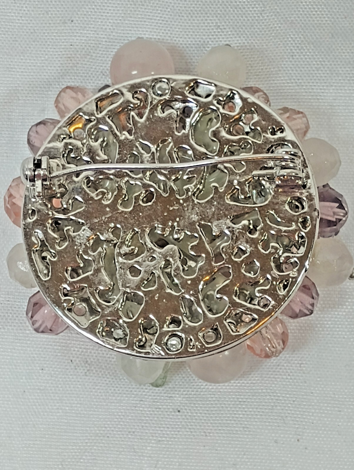 Cluster glass brooch, vintage pastel floral design, filigree base. DS07