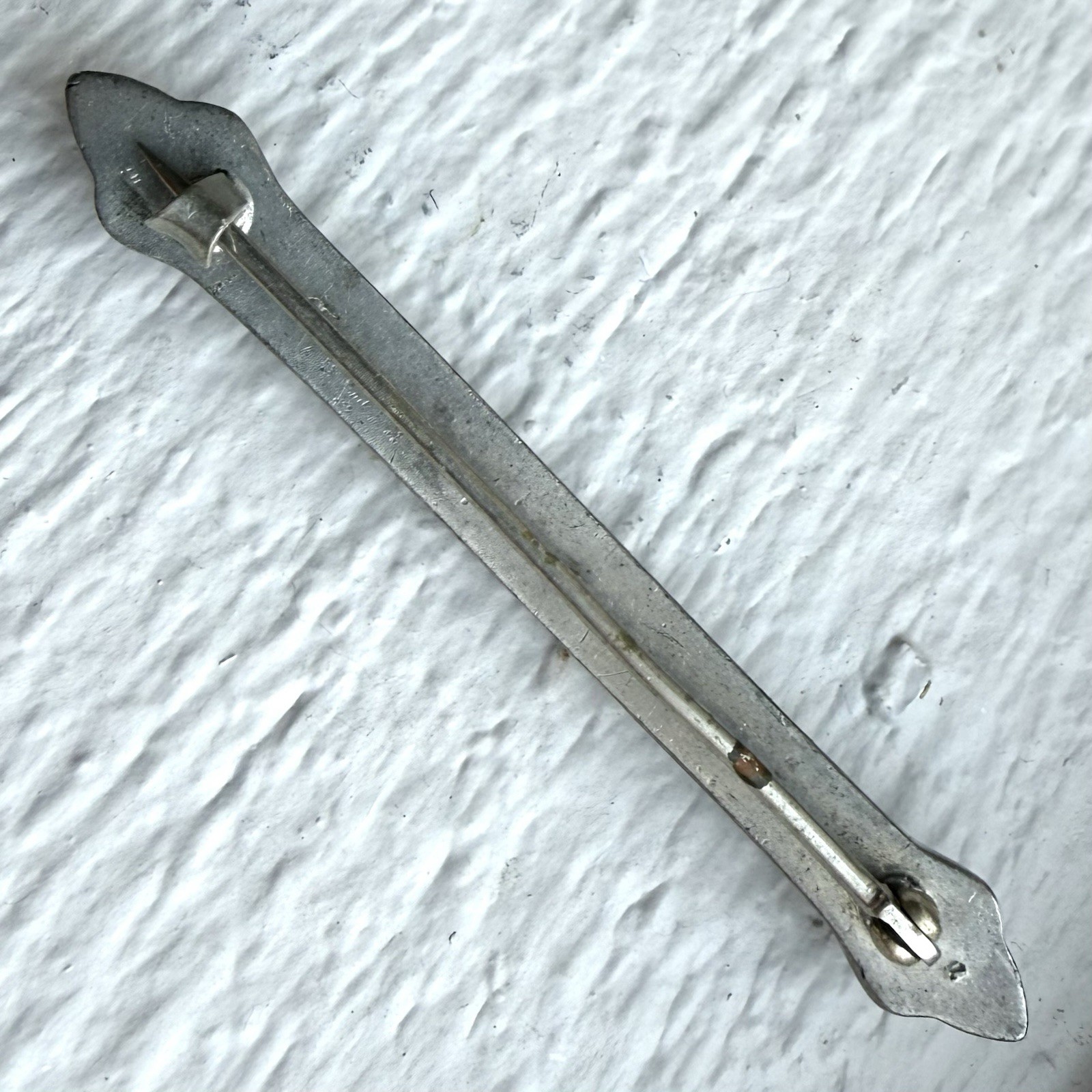 Vintage Art Deco Silverite Fishson H W Fisher & Sons Rhinestone Bar Brooch Pin