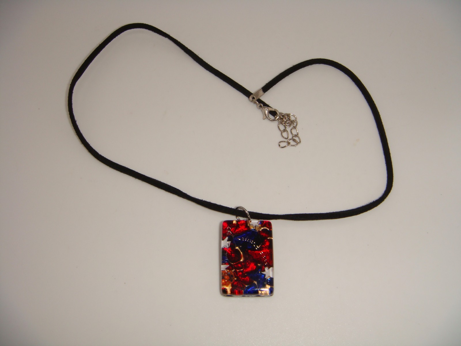 VINTAGE SIGNED MURANO GLASS RECTANGULAR PENDANT NECKLACE RED WHITE BLUE TONES