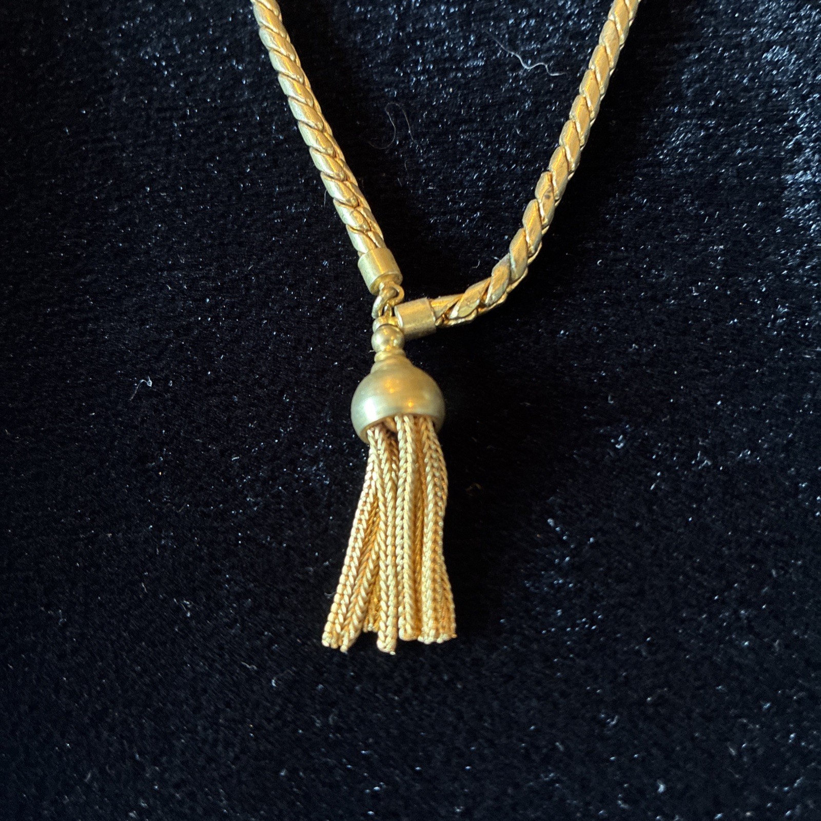 Vintage Gold-Tone Tassel Necklace 22 Inches