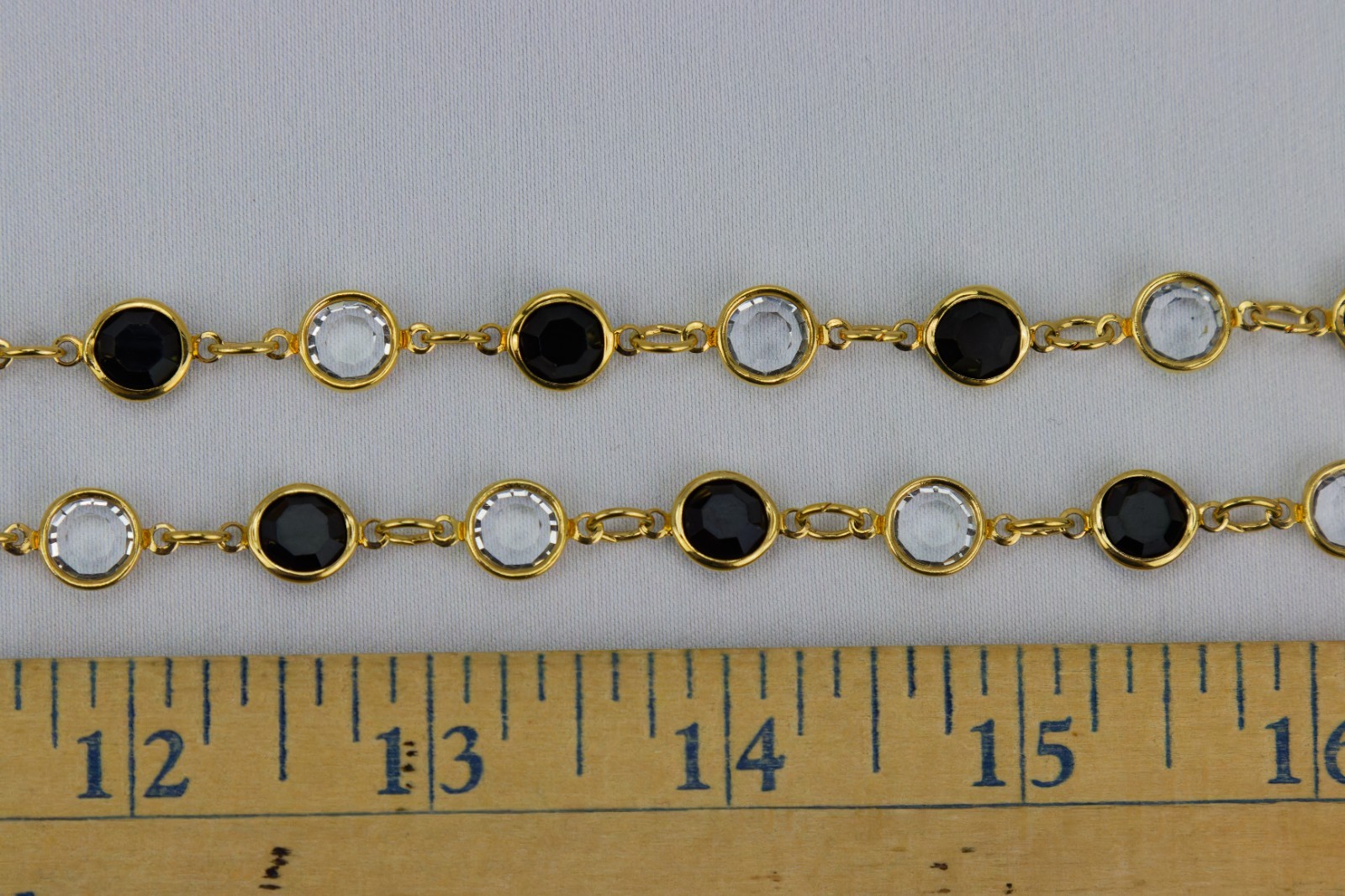 Austrian Crystal USA Open Bezel Link Necklace, Gold Tone, 34gr