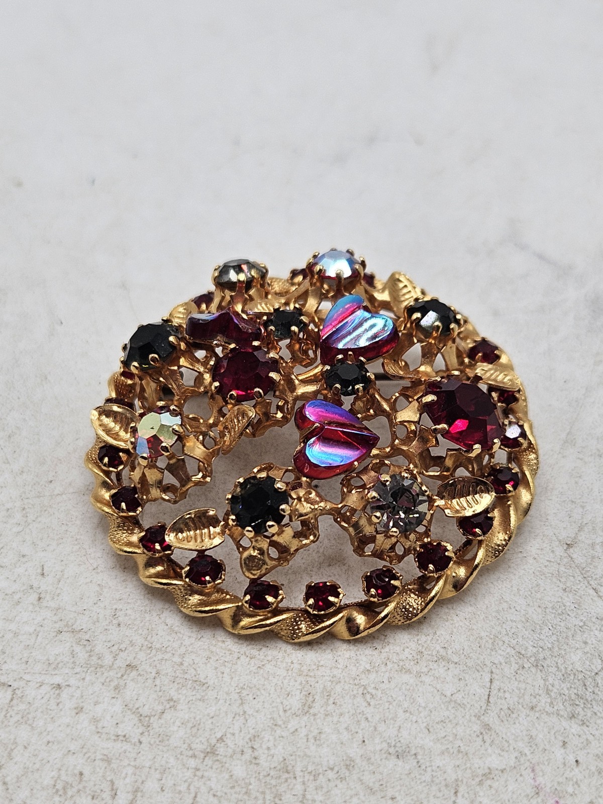 Vintage Austrian Crystal And Rhinestone Goldtone Brooch.