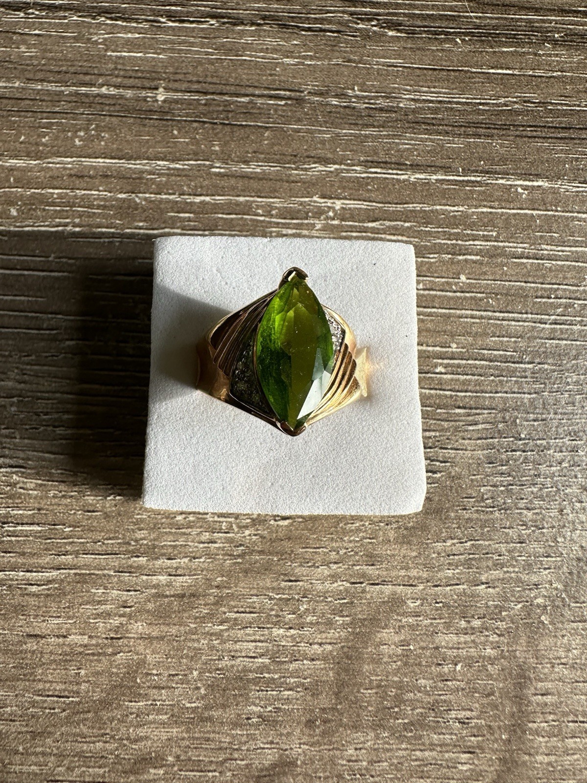 Sterling Silver Stamped 925 Gold Wash Glass Peridot CZ Vintage Cocktail Ring 7