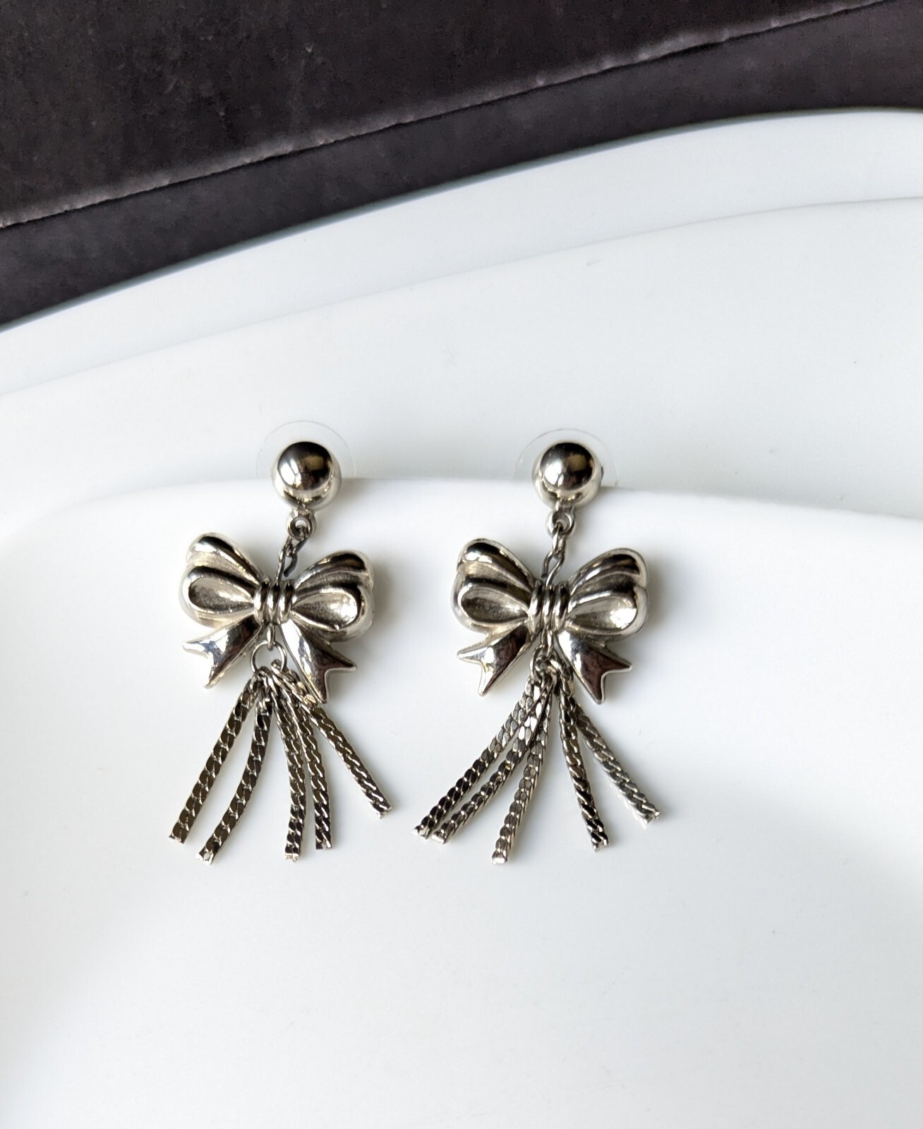 Vintage Silver Tone Ribbon Bow Tie Tassel Chain Charm Drop Stud Dangle Earrings