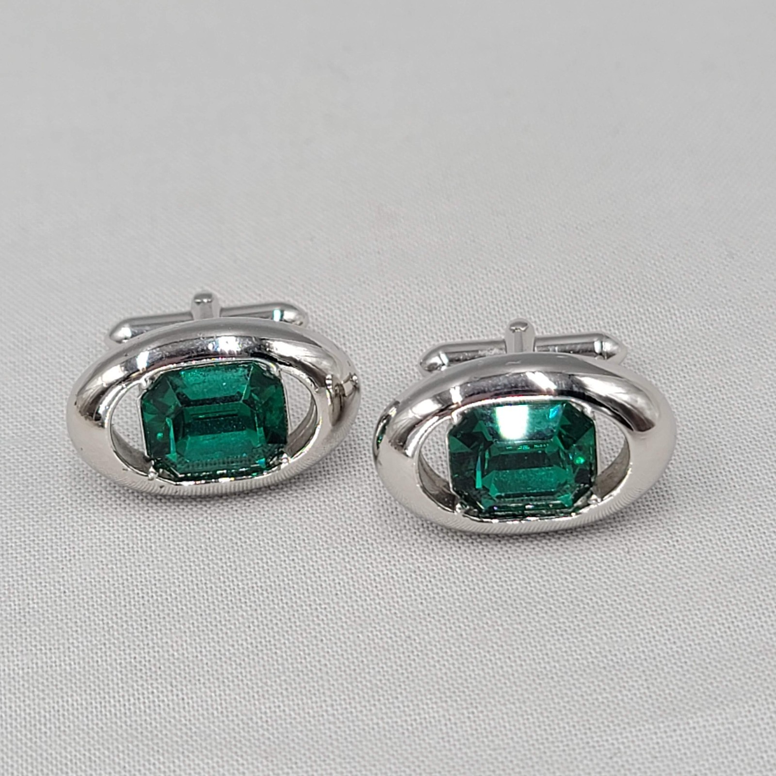 Vintage Swank Mens Cufflinks Green Rhinestone Silver tone Oval 1″