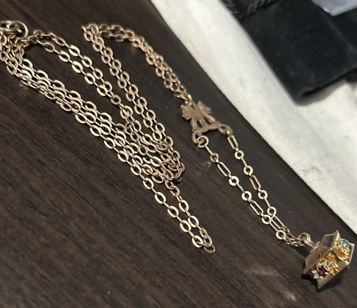 VICTORIAN 9.64g Gold Fill 3” FOB Paste Stones Dog Heads Rose GF 26” Necklace Fob