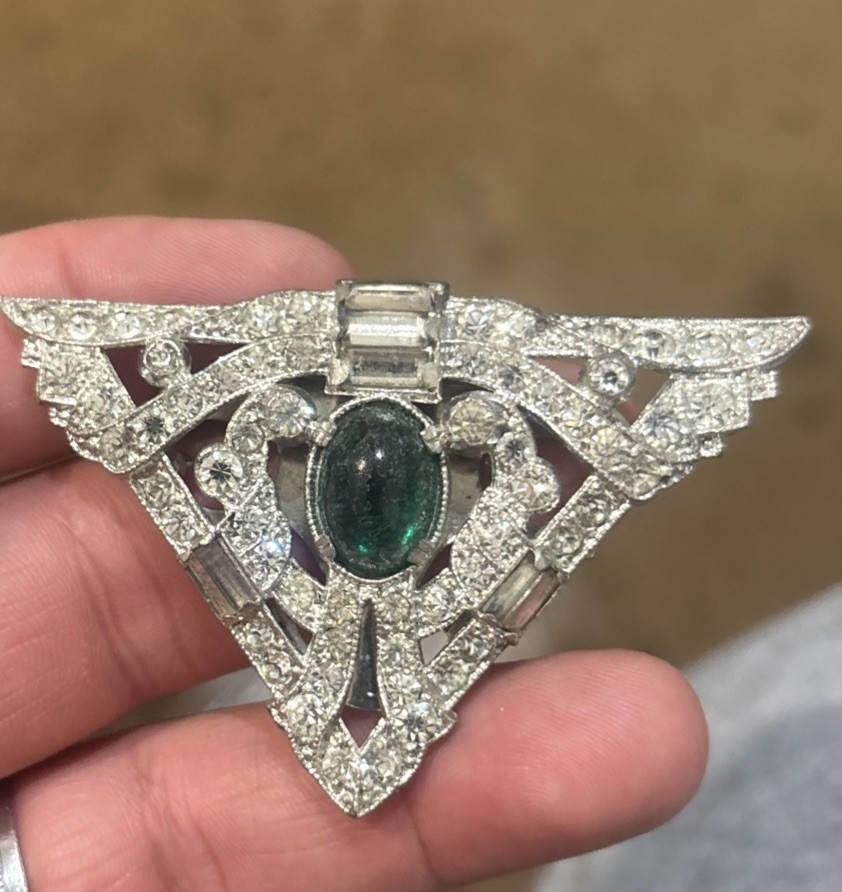 Vintage Art Deco Silver Tone Clear Rhinestone Green Glass Fur Dress Clip