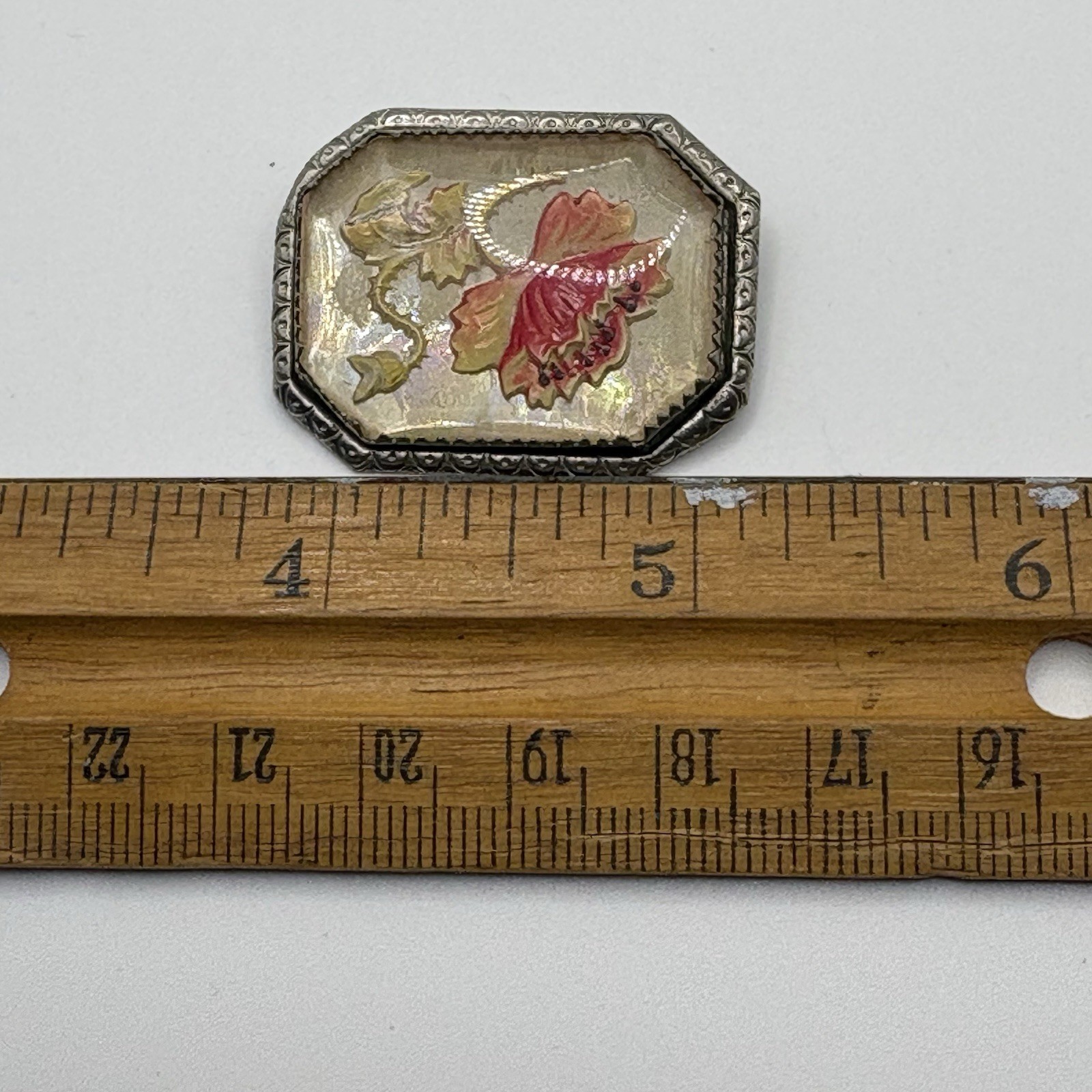 Vintage Reverse Carved Intaglio Brooch Poppy Flower Engraved Silver Tone Setting