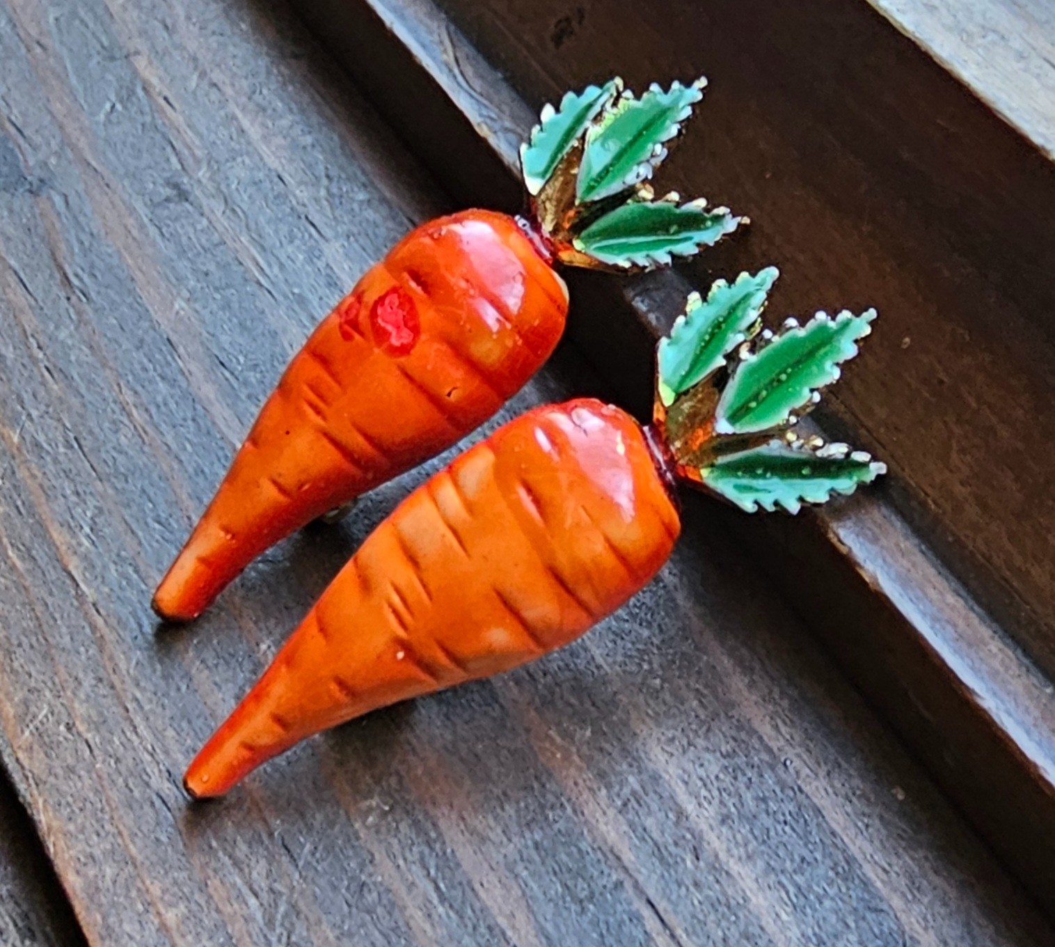 2 Unsigned Original by Robert Gold Orange Enamel Carrot Scatter Pins Brooch Set