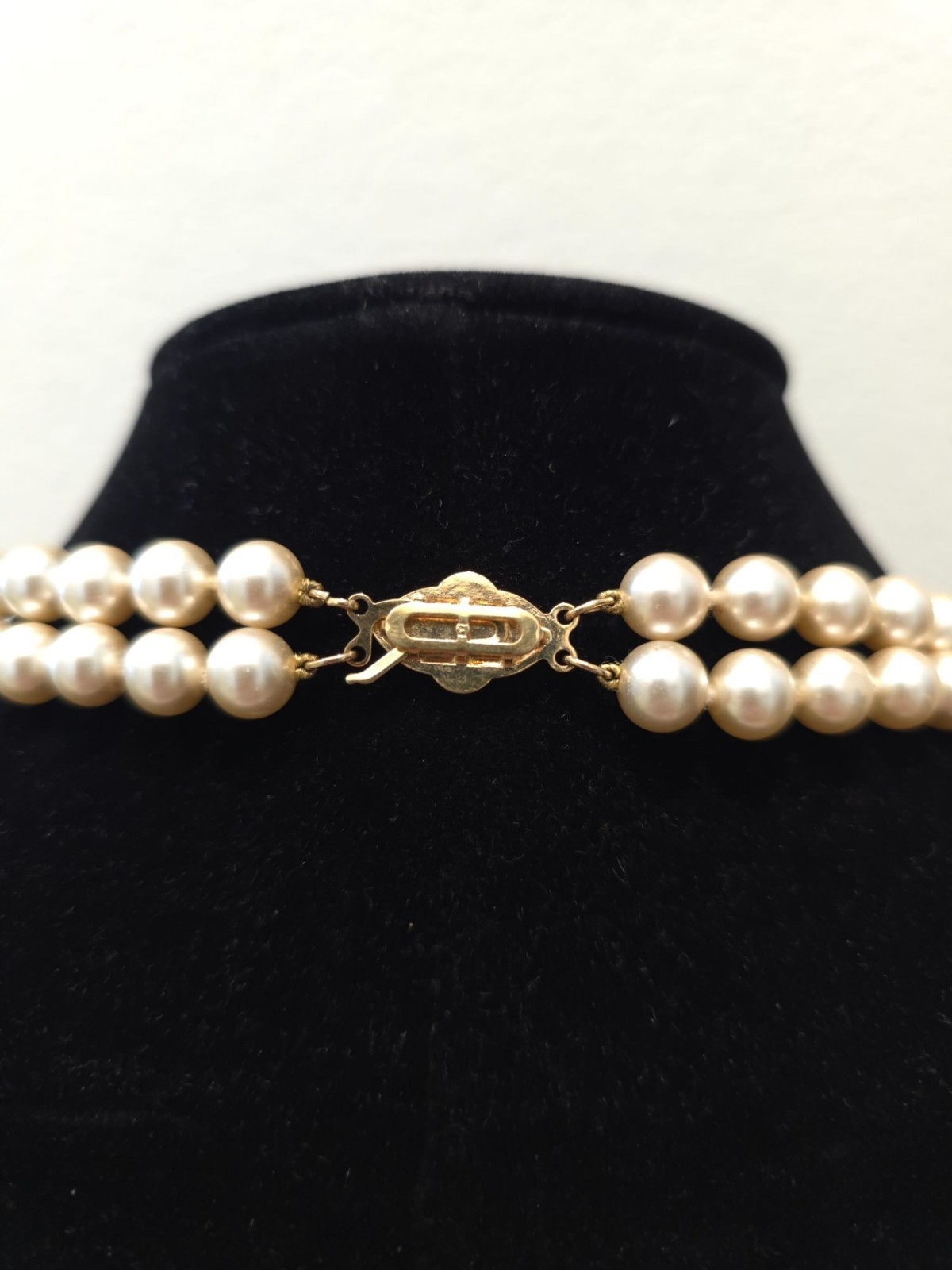 Vintage Double-Strand Ivory Faux Pearl 18″ Necklace With Ornate Gold-Tone Clasp