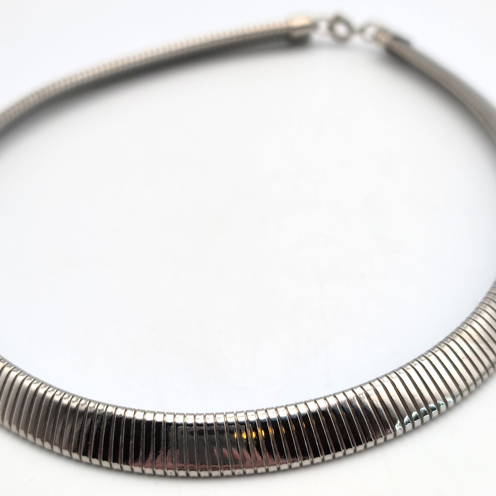 Silver Tone Omega Mesh Chain Flex Stretch Snake Collar Necklace