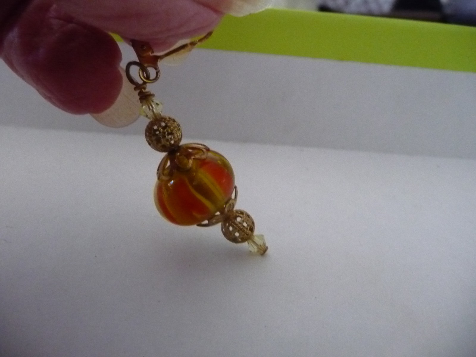 1 1/4”L DANGLE MURANO STRIPED GLASS GOLD TONE PIERCED EARRINGS #20/12