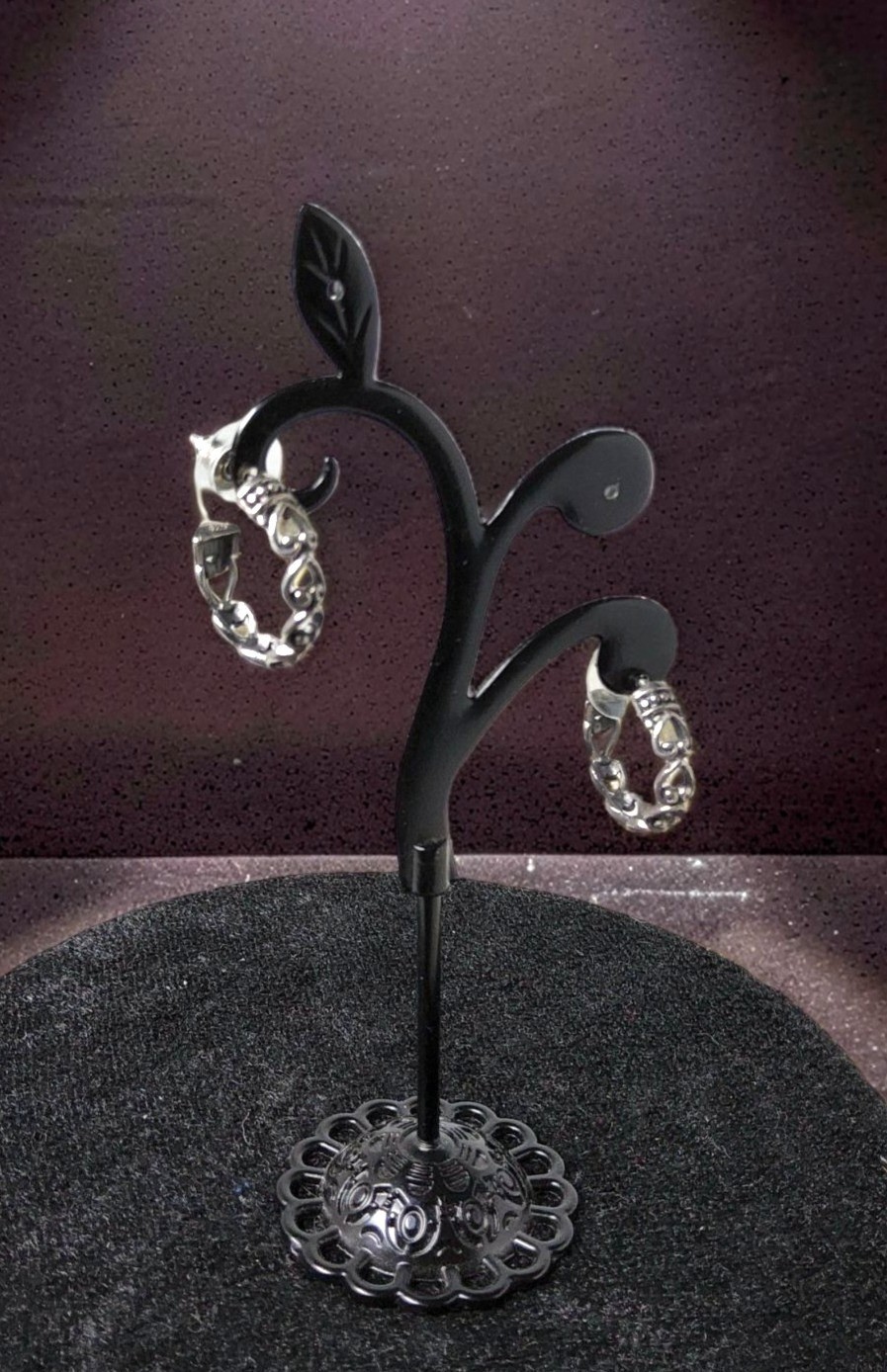 Vintage 1950’s Sterling Silver Scroll Pattern Push Back Hoop Earrings