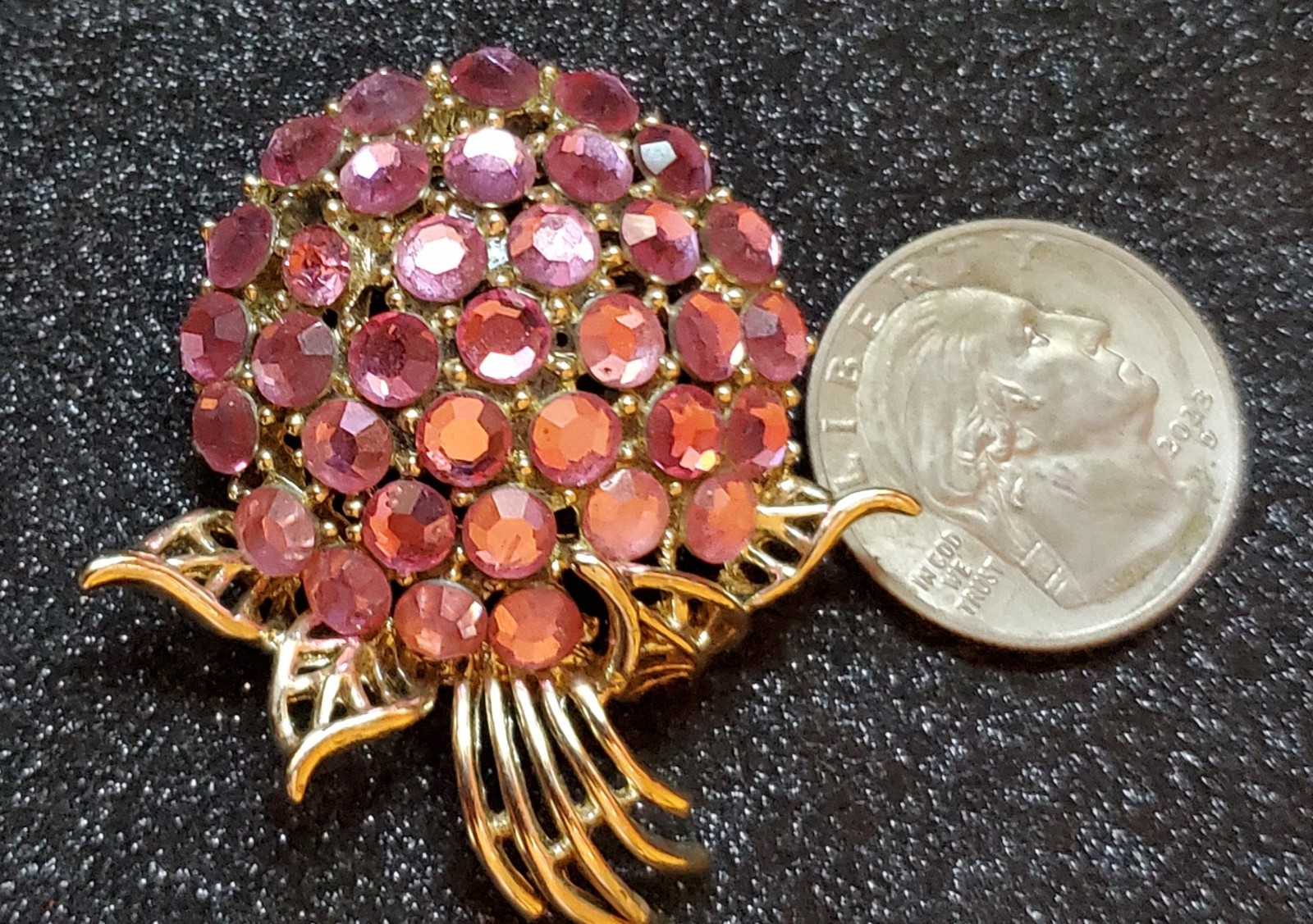 VTG Pink Crystals Cluster Dome Fruit Design Bouquet Flowers Floral Brooch
