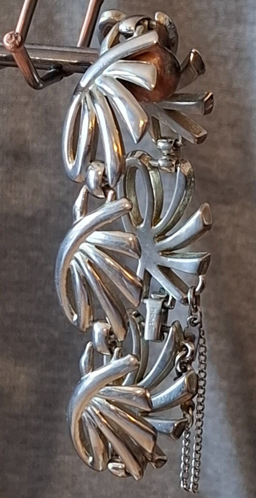 Vintage Jewelry Monet Silver Tone Multi Link Chunky Swirl Panel Bracelet