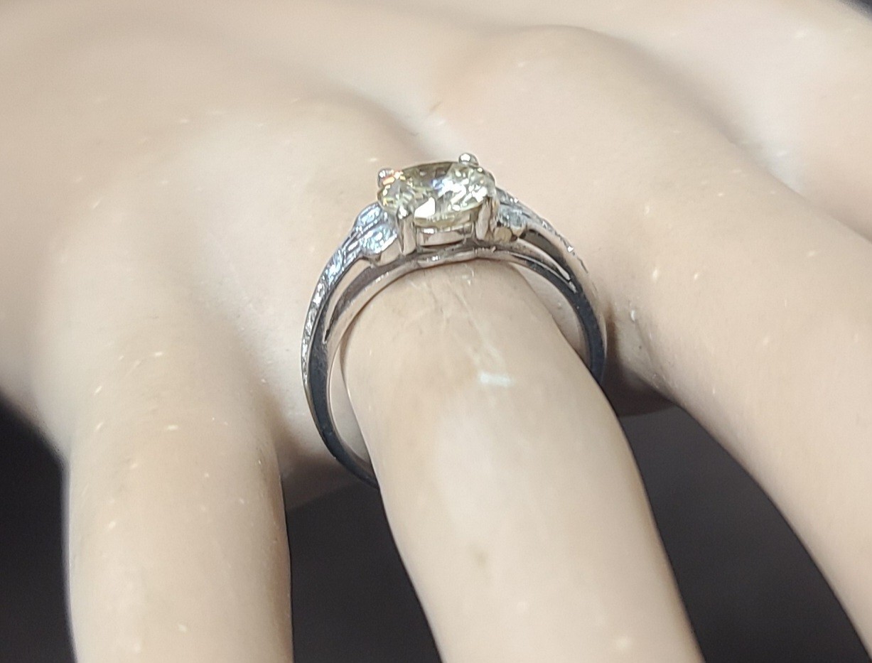 Vintage 14k White Gold Engagement Ring 1.28ct. Natural Champagne Round Diamond