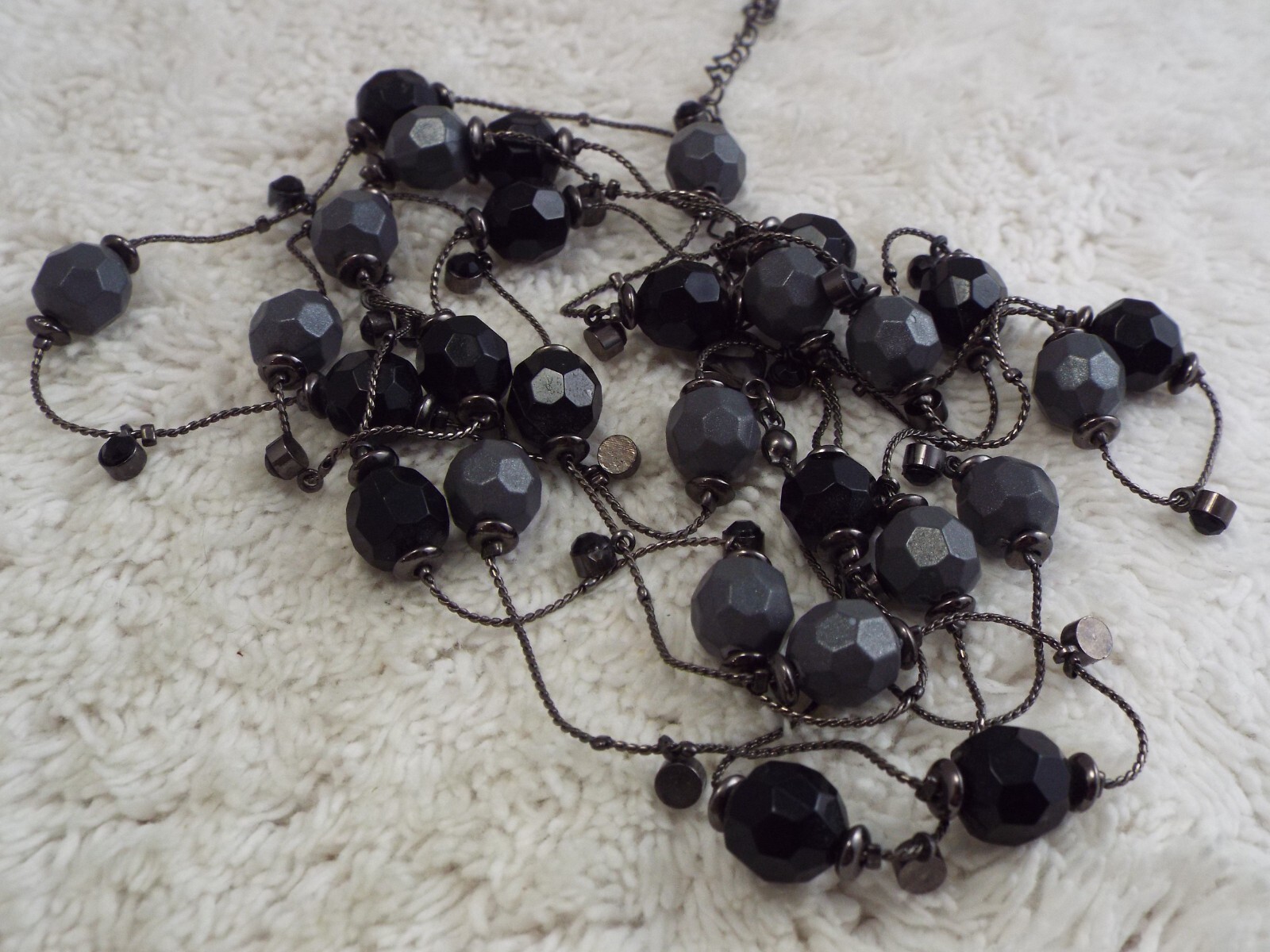 Gunmetal Gray Black Bead Chain Necklace (F44)