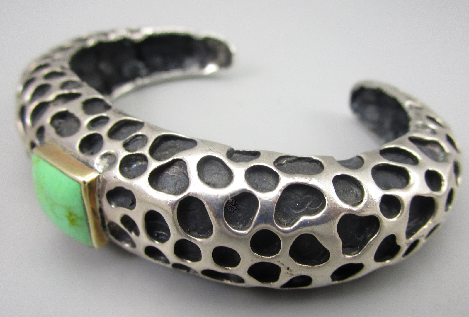 BEAUTIFUL DIAN MALOUF STERLING SILVER 14K GREEN TURQUOISE CUFF BRACELET 52G