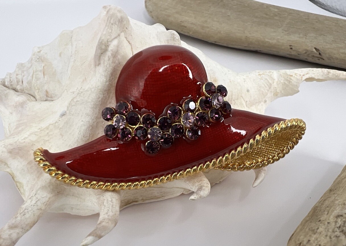 Retro Jewelry Red Hat Enamel Brooch Pin Purple Rhinestone Costume Jewelry 💜