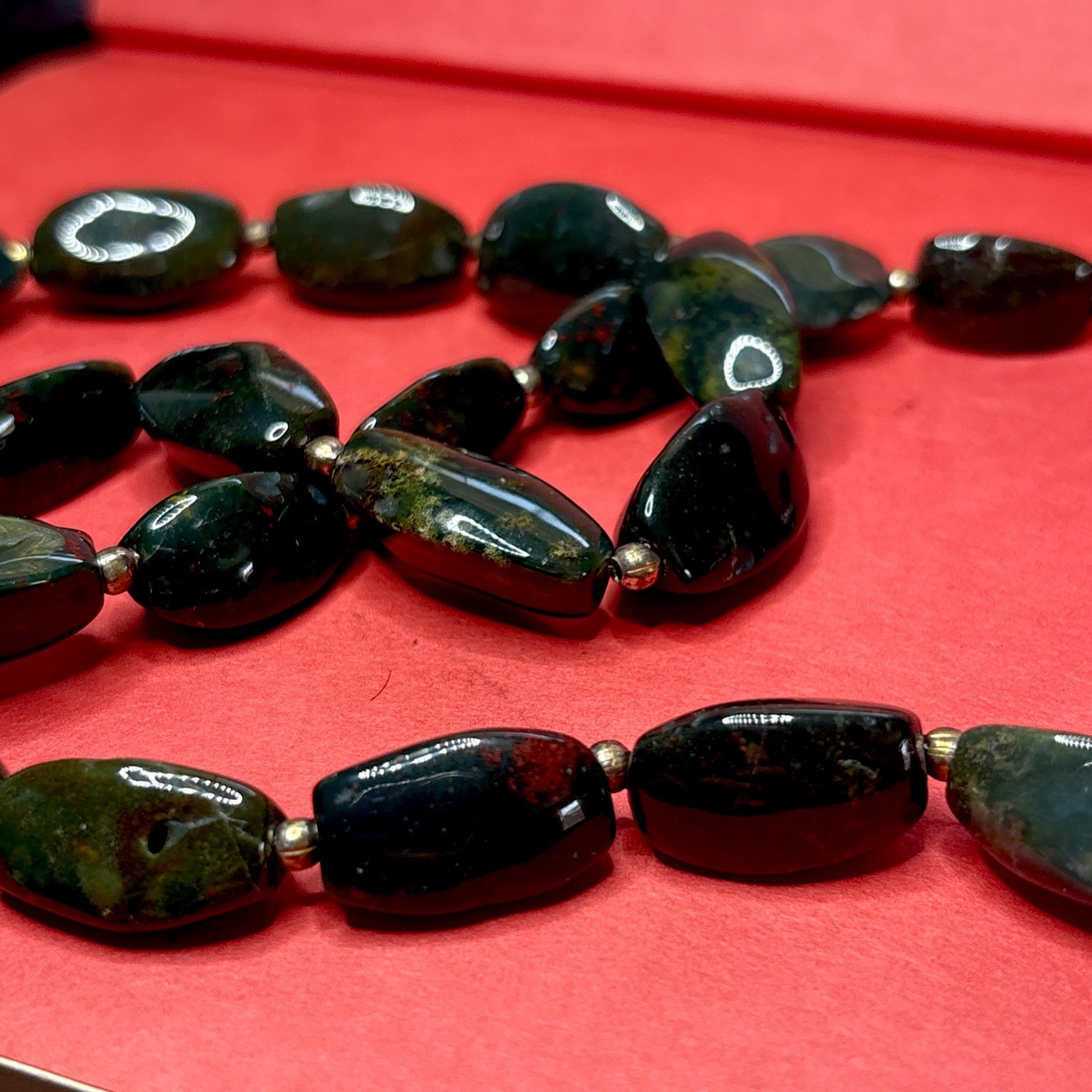 Vintage Magnificent 26’’Long BLOODSTONE Stone Bead Necklace