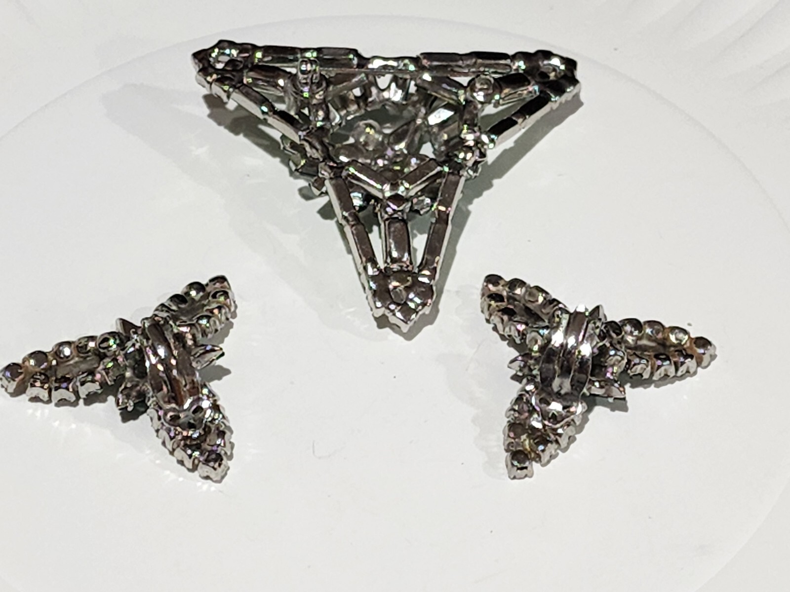 Juliana D&E Delizza Elster GREEN Art Deco Triangular Brooch Pin Earrings Set