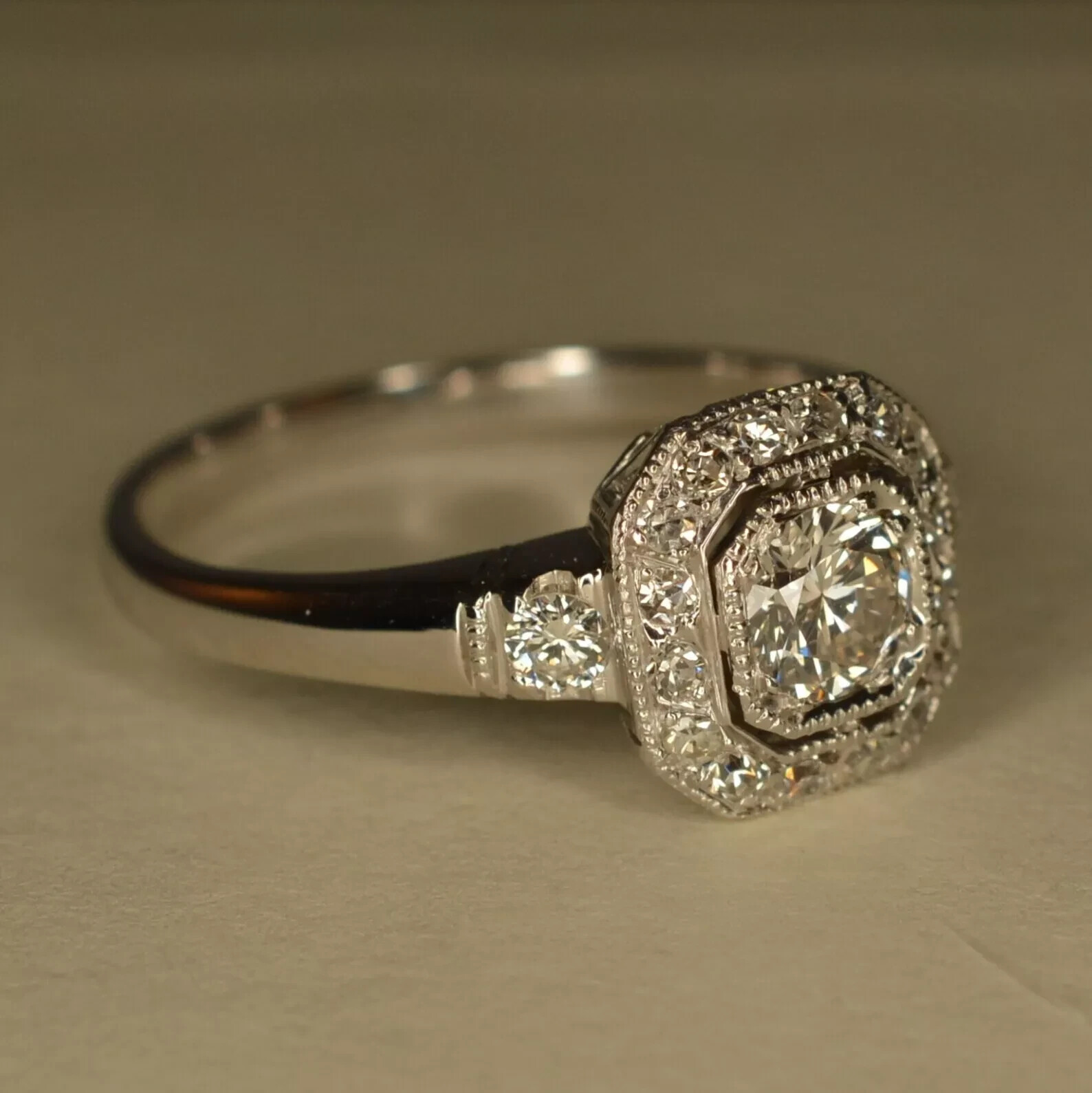 Lab-Created Round Cut 2.0Ct Diamond Ring 925 Silver Halo Engagement Gift Jewelry