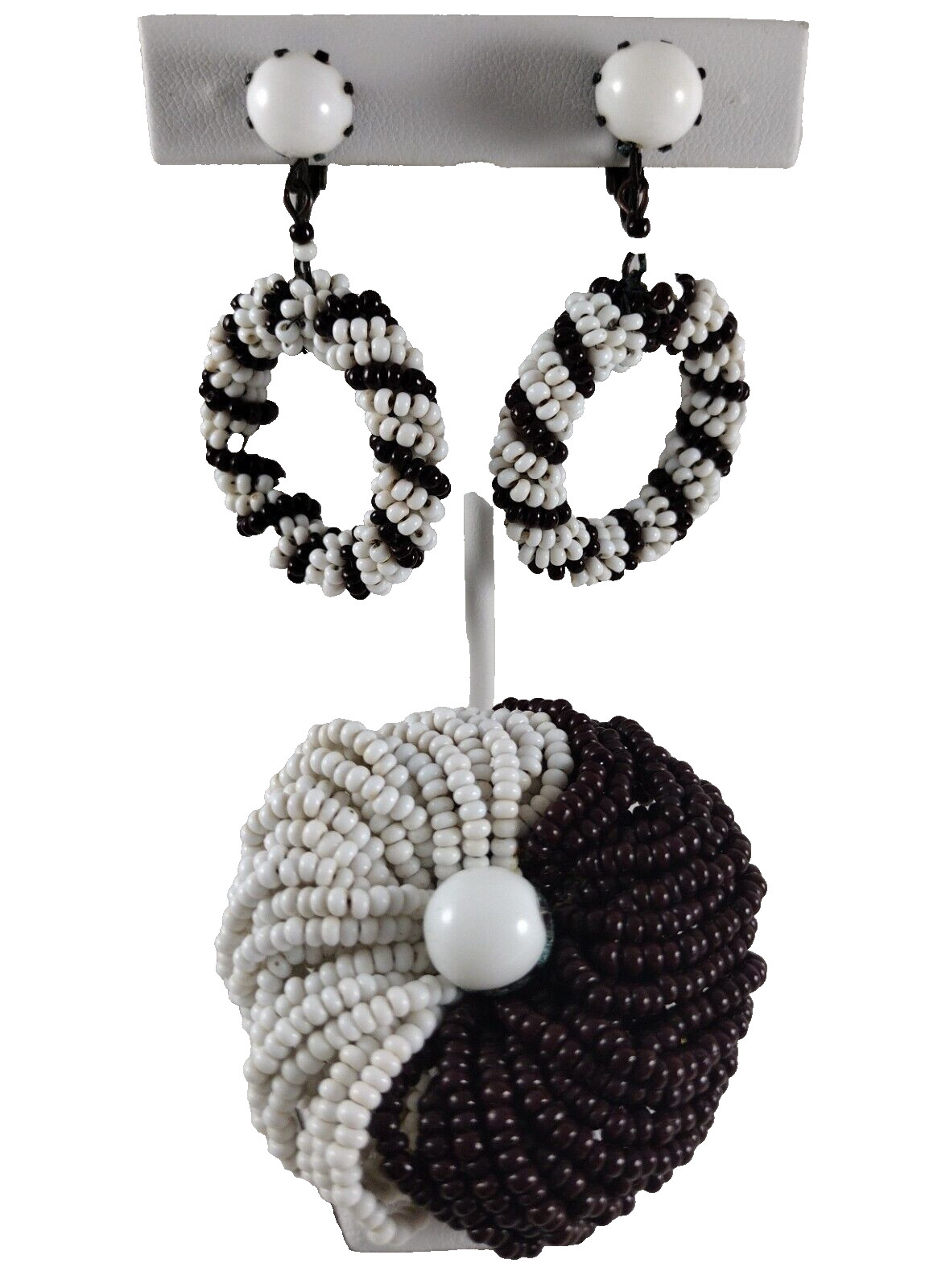 VTG 40s 50s Brown White Seed Bead Dangle Hoop Clip Earrings Brooch Set