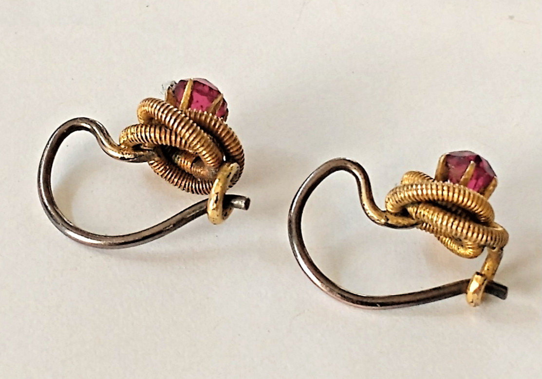 Vintage Red Stone Gold Tone Spiral Pierced Earrings