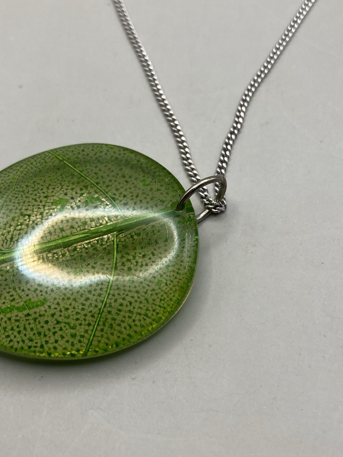 Vintage Green Resin Leaf Skeletal Pendant Necklace Silver Tone Chain Nature