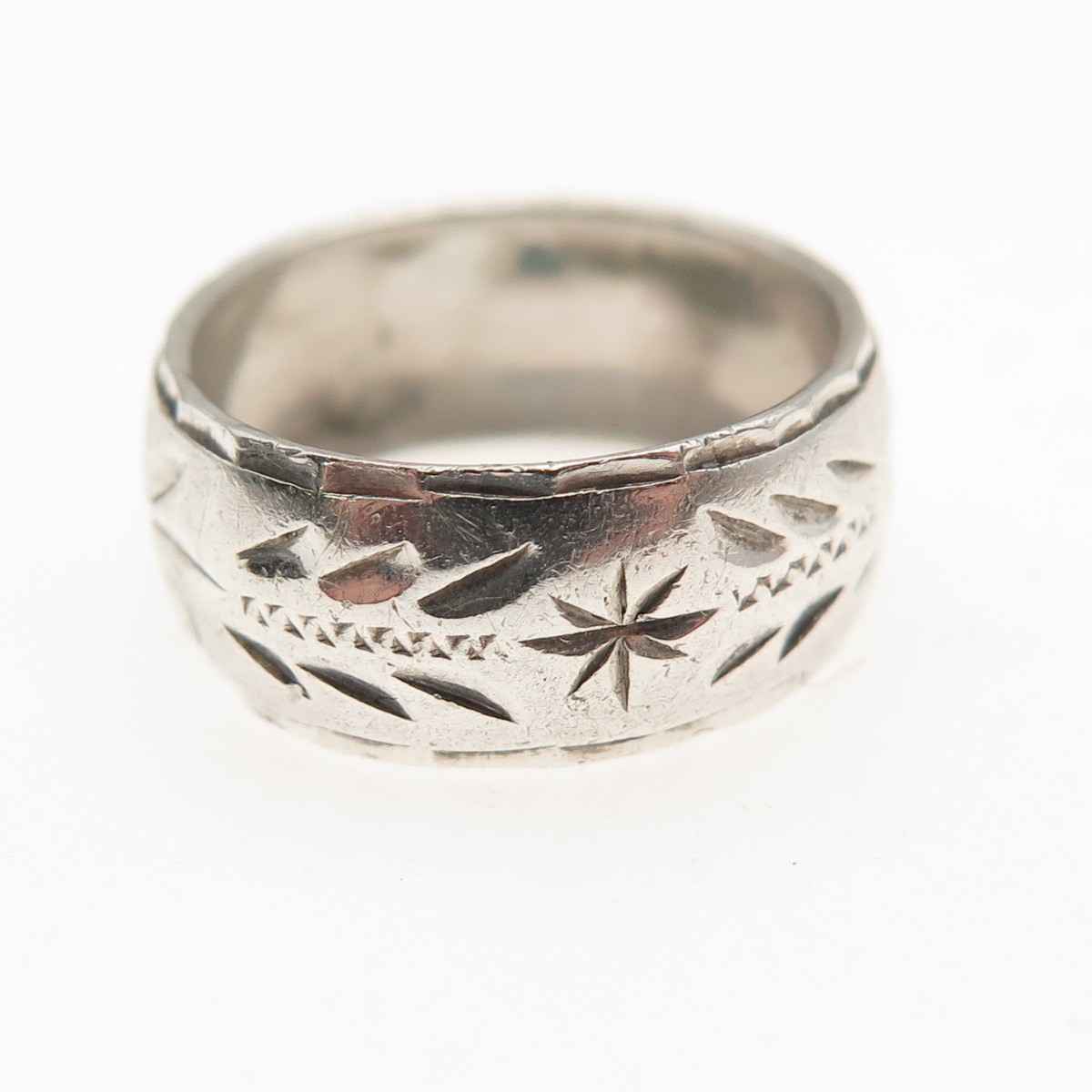 925 Sterling Silver Vintage Oxidized Floral Band Ring Size 4.25