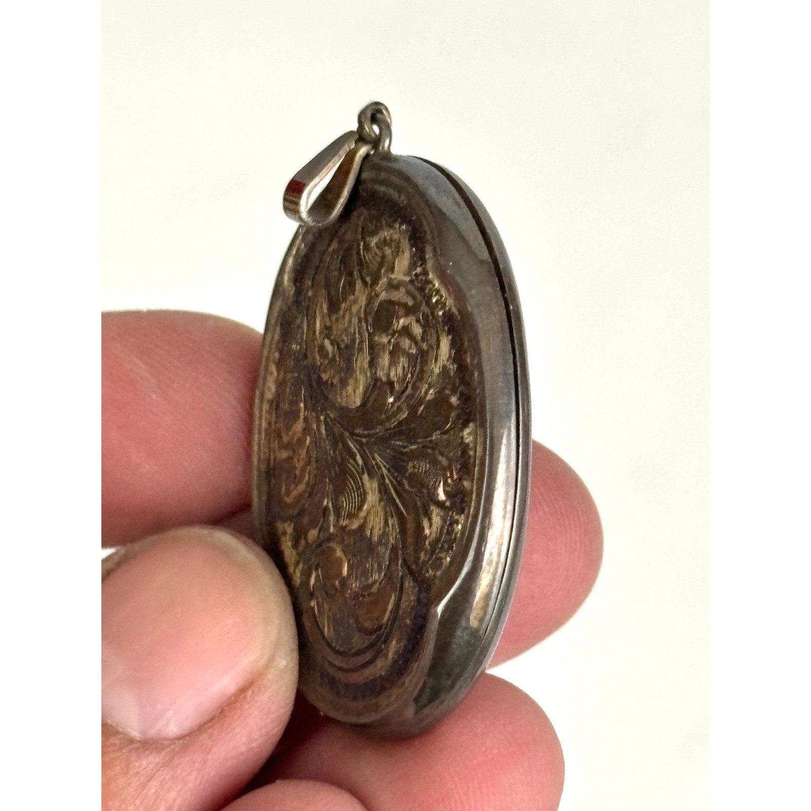 Vintage Sterling Silver Floral Engraved Oval Photo Locket 1971 Pendant
