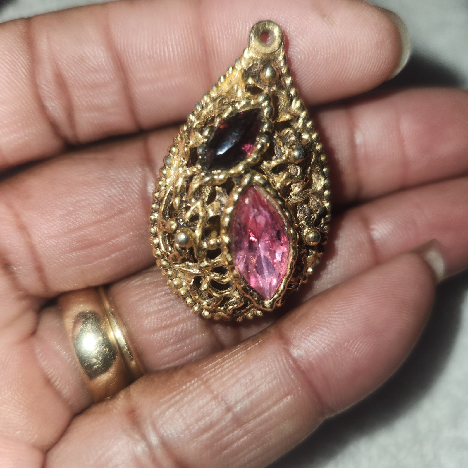 Vintage Gold Tone Filigree Teardrop Pendant Pink Purple Marquise Rhinestone