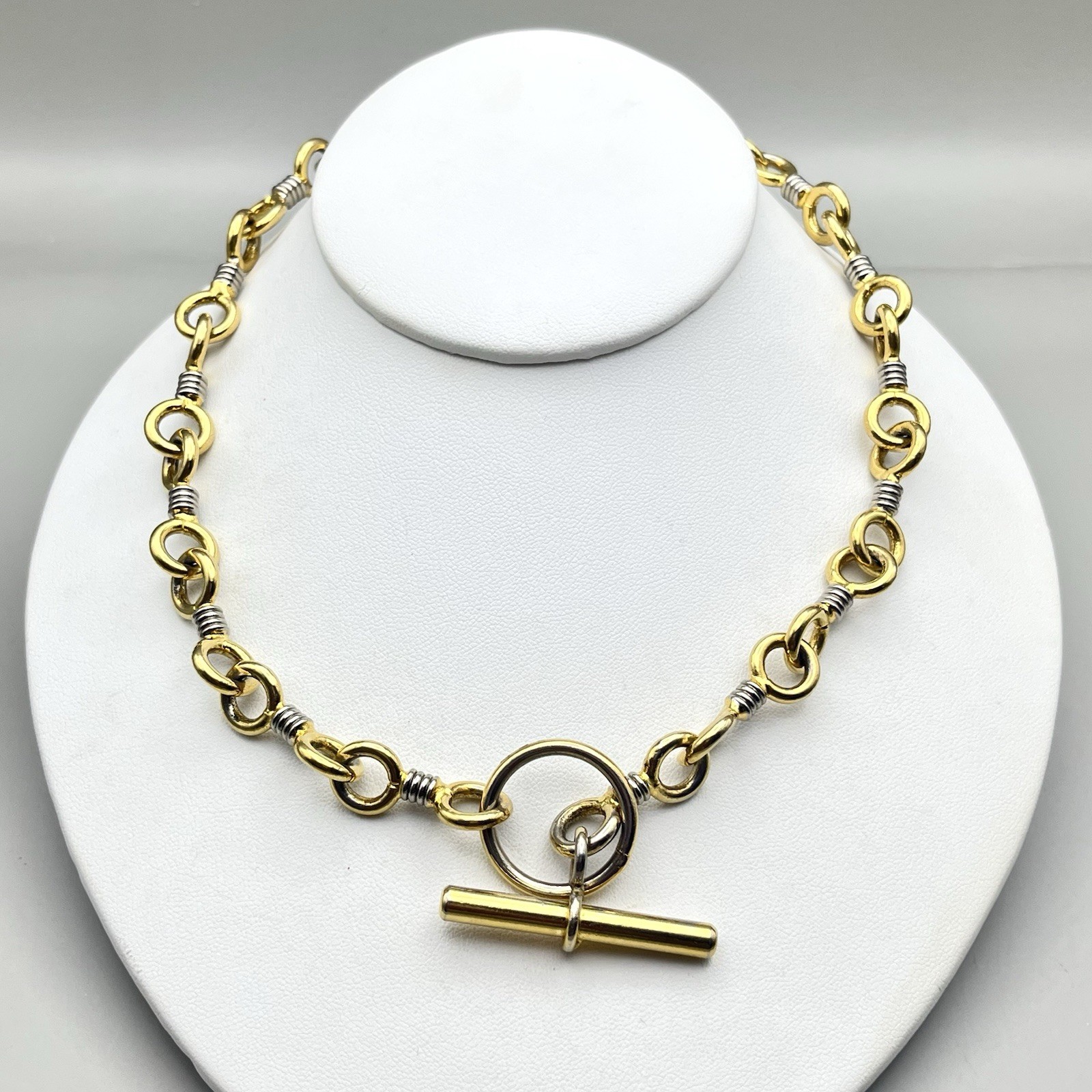 VTG Y2K Chunky Gold 2- Tone Toggle Necklace Circle Link Chain Choker 18″