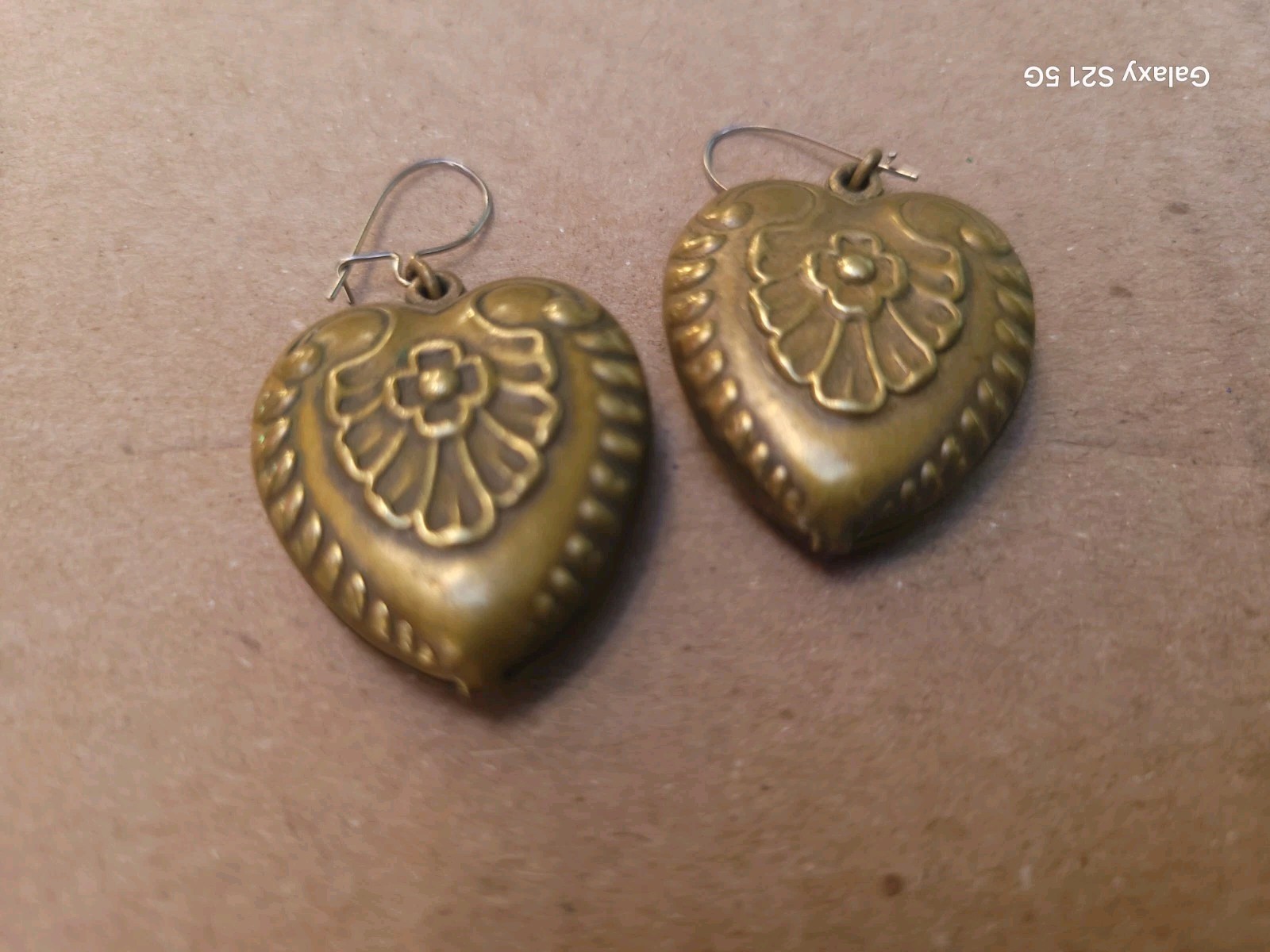 Vtg Pididdly Links Dangle Earrings Brass Puffed Hearts Nouveau Victorian Ornate