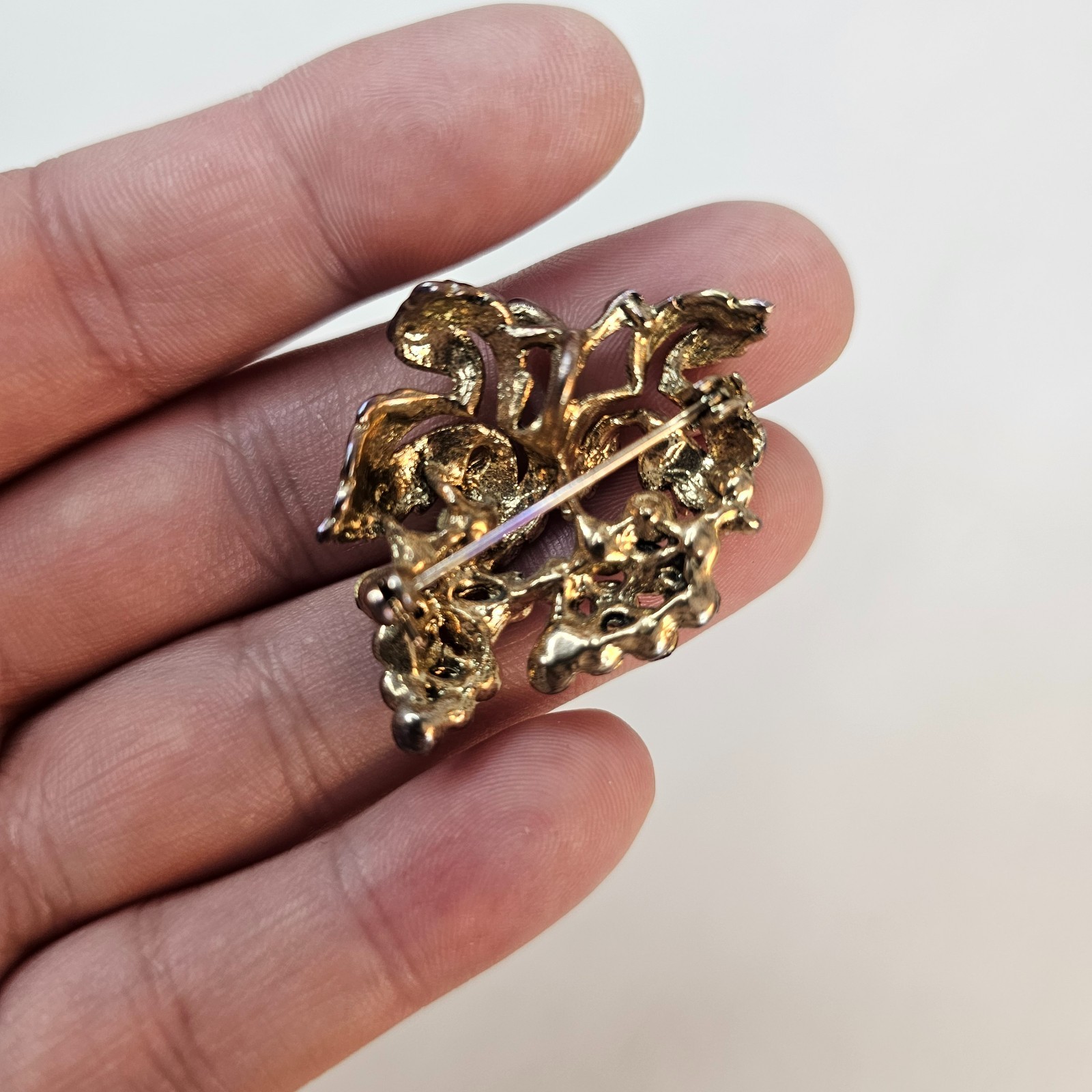 Grape Cluster Scatter Brooch Purple AB Rhinestones Green Leaves Unmarked Pin