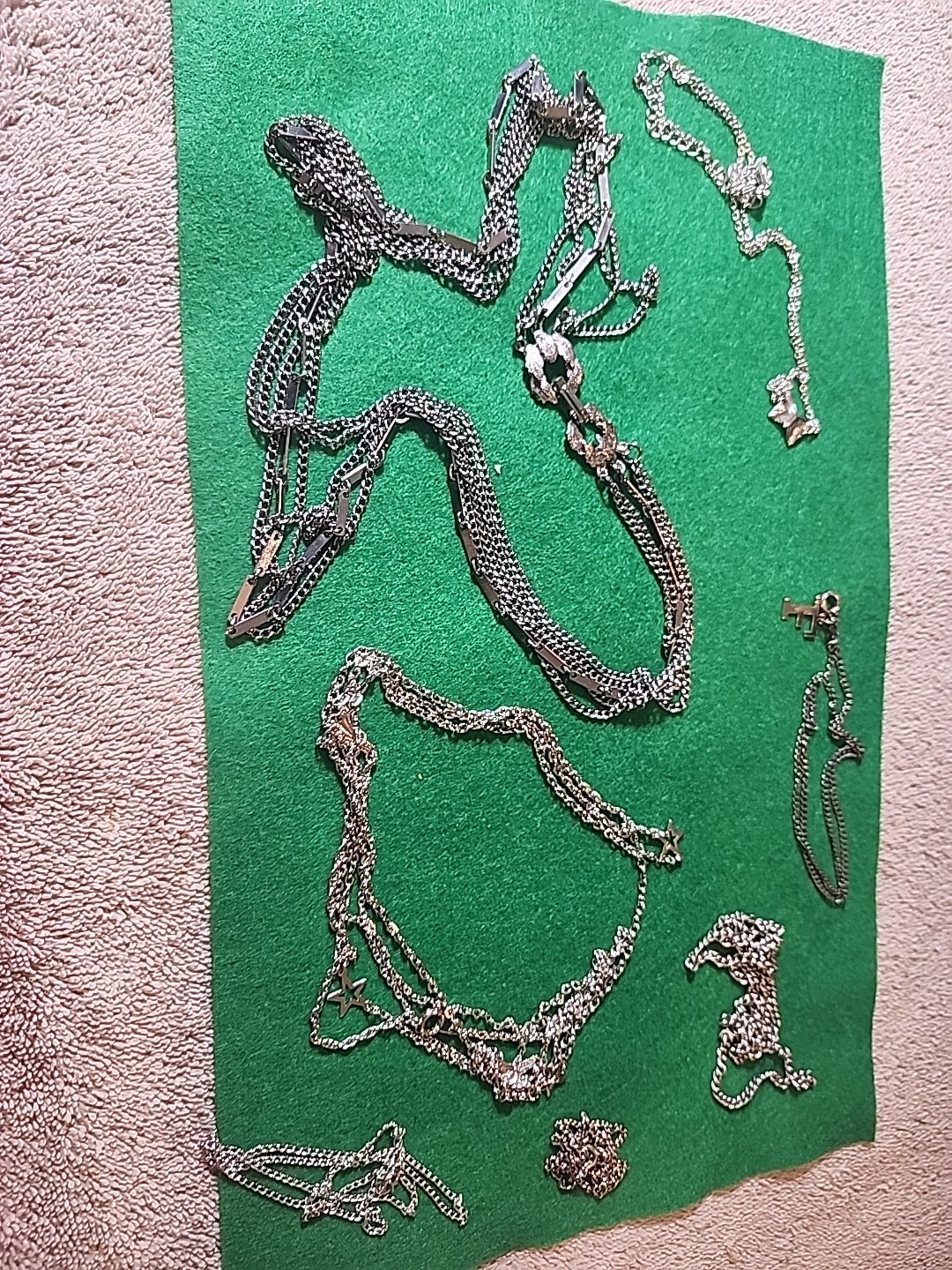 Costume 6 NECKLACES VINTAGE SILVERTONE WEAR/RESELL (911)