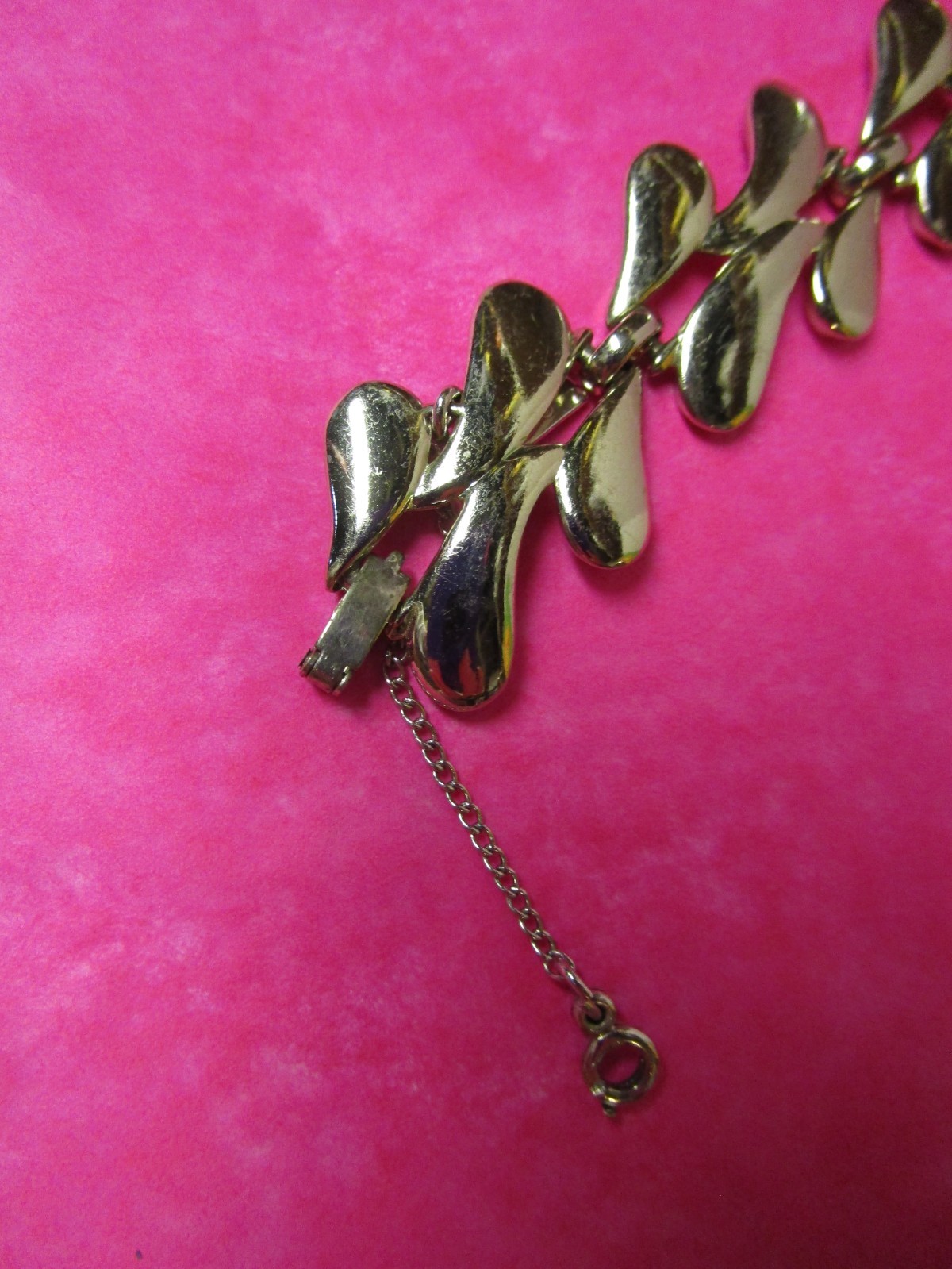 Vintage MONET Silver Tone Chunky Teardrop Link Bracelet with Safety Chain 7.25in