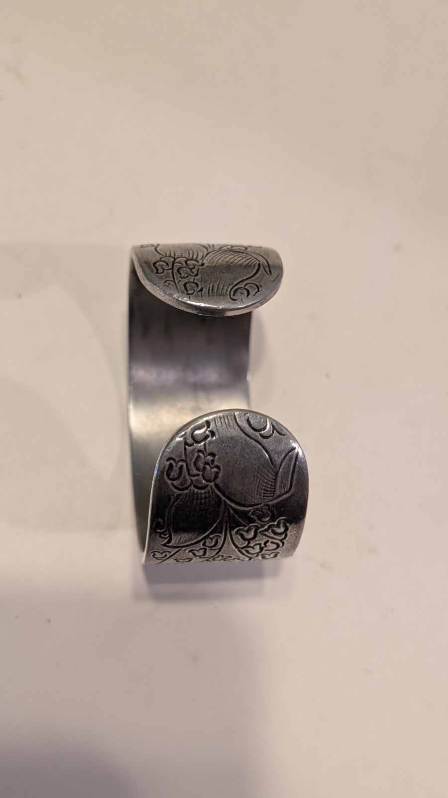 Salisbury Pewter Floral Cuff Bracelet Signed Macy Silver Tone Wide Etched Bangle