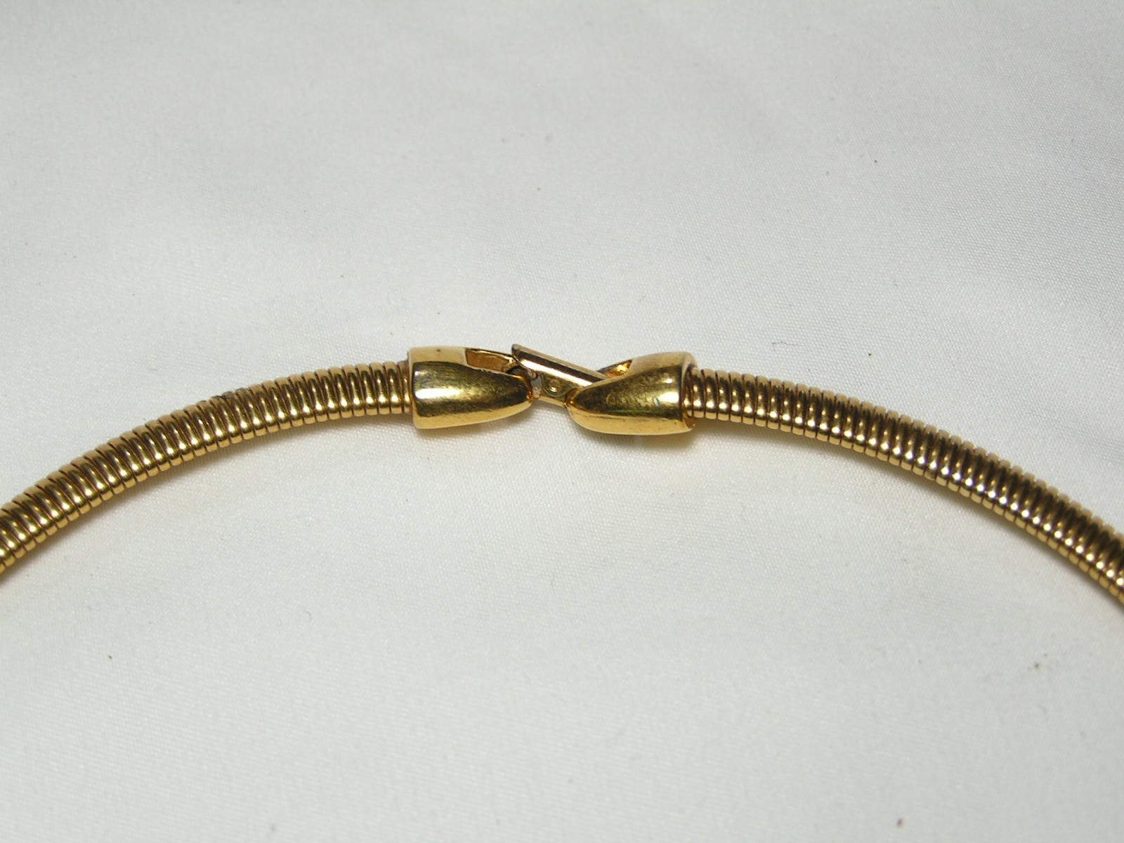 …Vintage NAPIER…Gold Tone Omega Chain, Station Bib Pendant Necklace…
