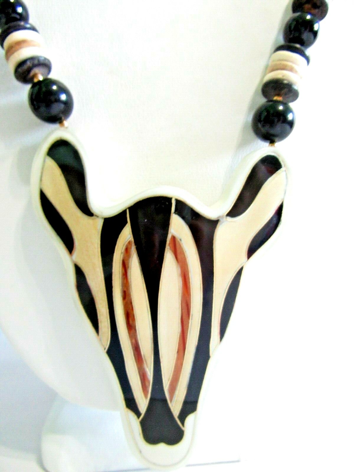 VINTAGE ZEBRA PENDANT NECKLACE WOOD ENCASED LUCITE CERAMIC PLASTIC BEADS LARGE