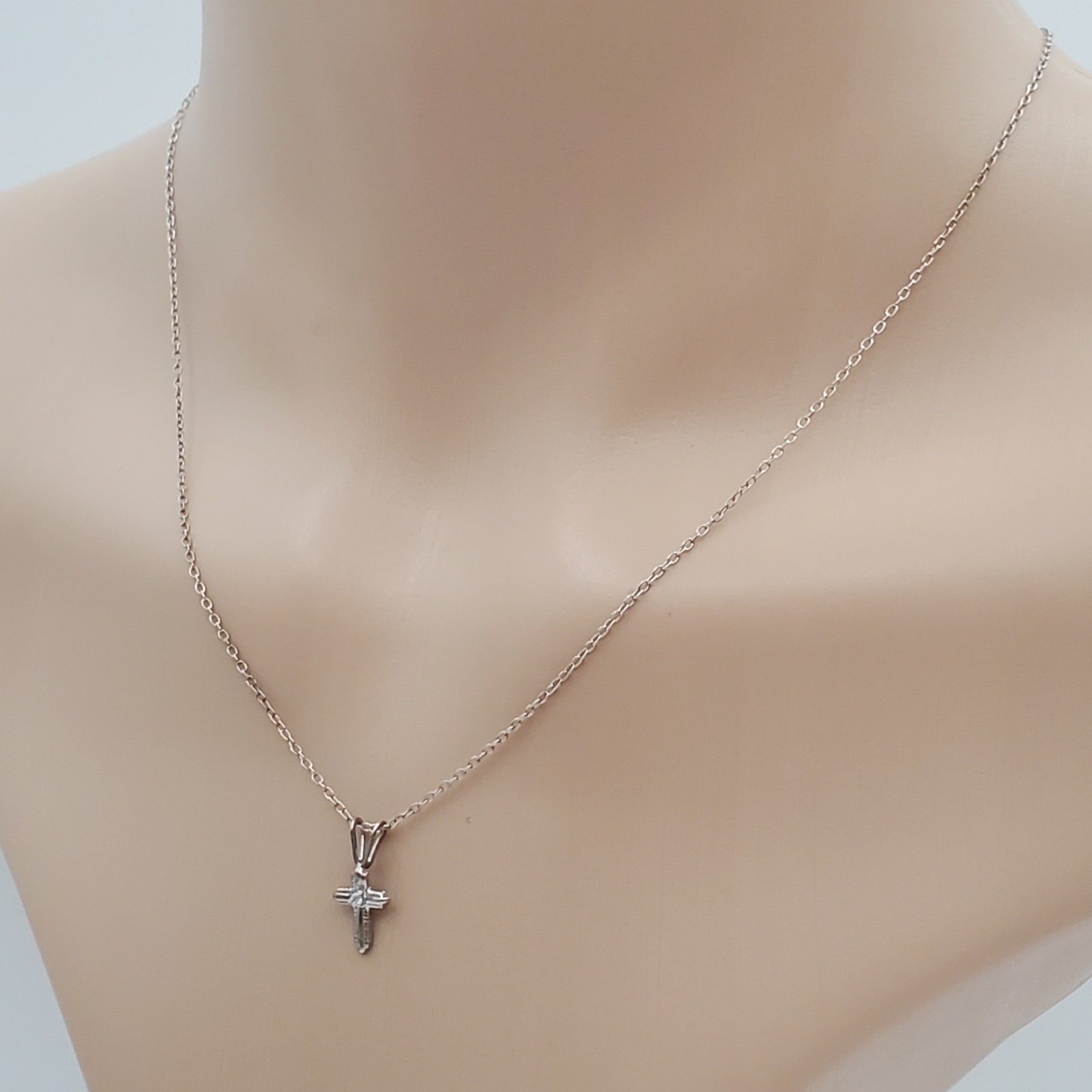 VTG 925 CZ Cross 16in Dainty Necklace 925 Sterling Silver 6.6gtw Tiny Signed JCM
